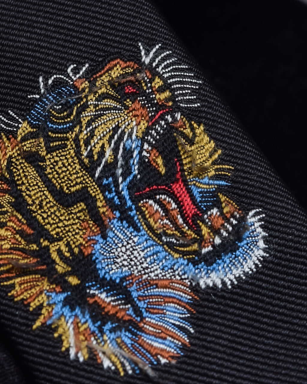 "GUCCI" Michele period tiger embroidery silk necktie