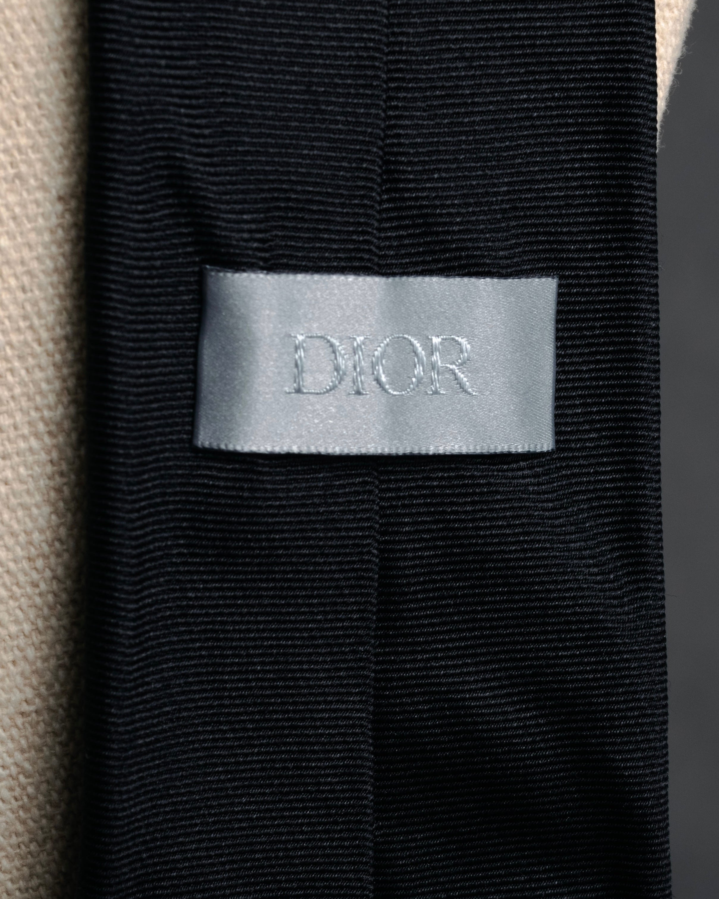 DIOR” 2019- Logo embroidered narrow tie – MOOD