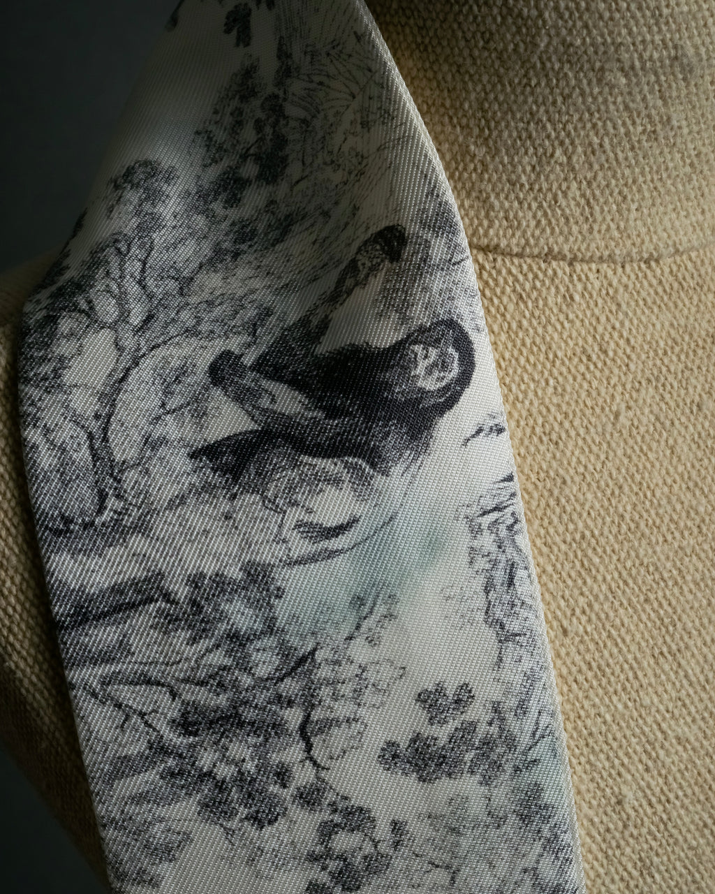 -MOOD Christmas Collection-
"Dior" Maria Grazia Chiuri Toile de Jouy motif silk scarf