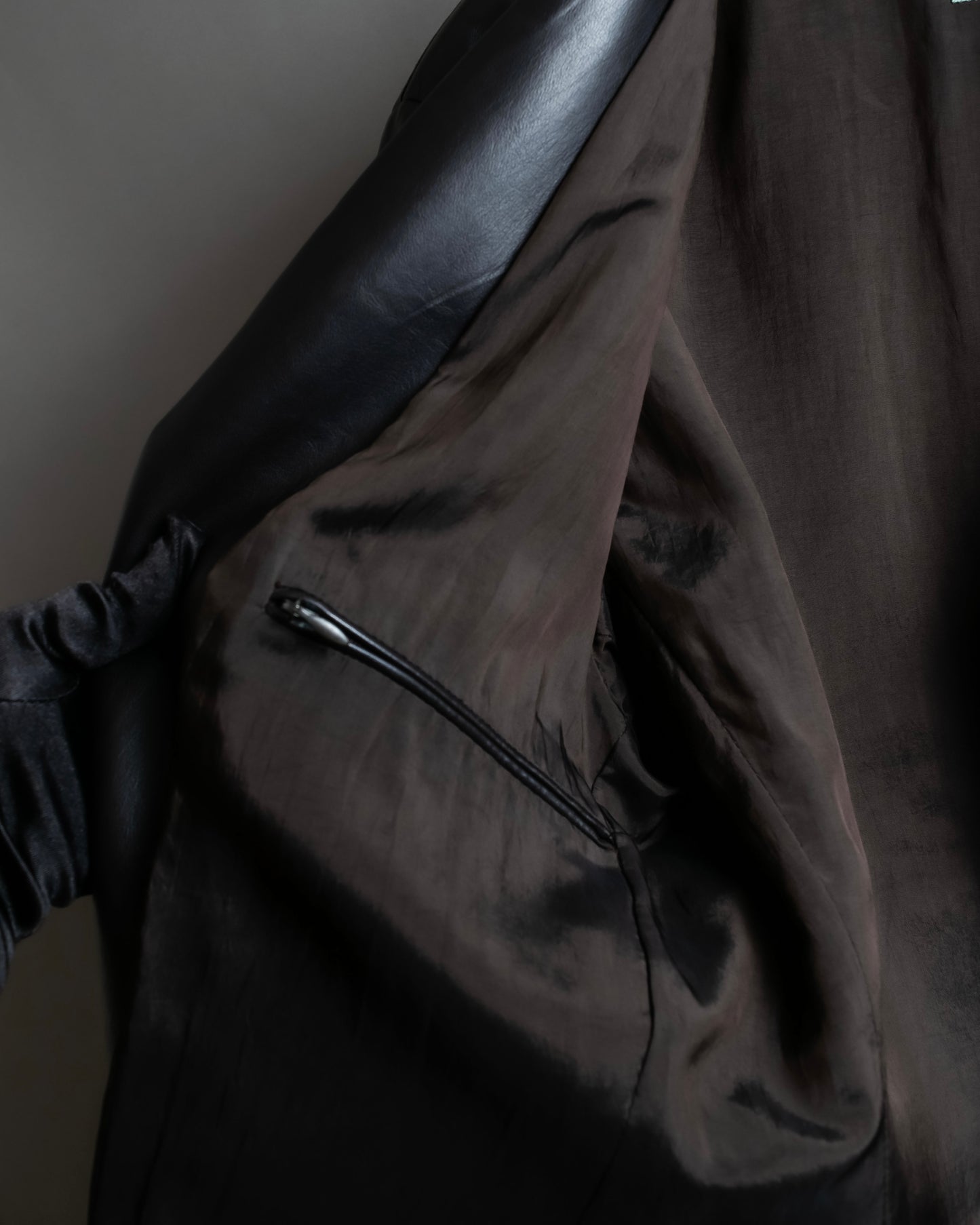 "ARMANI COLLEZIONI" 100% lamb leather oversized tailored jacket