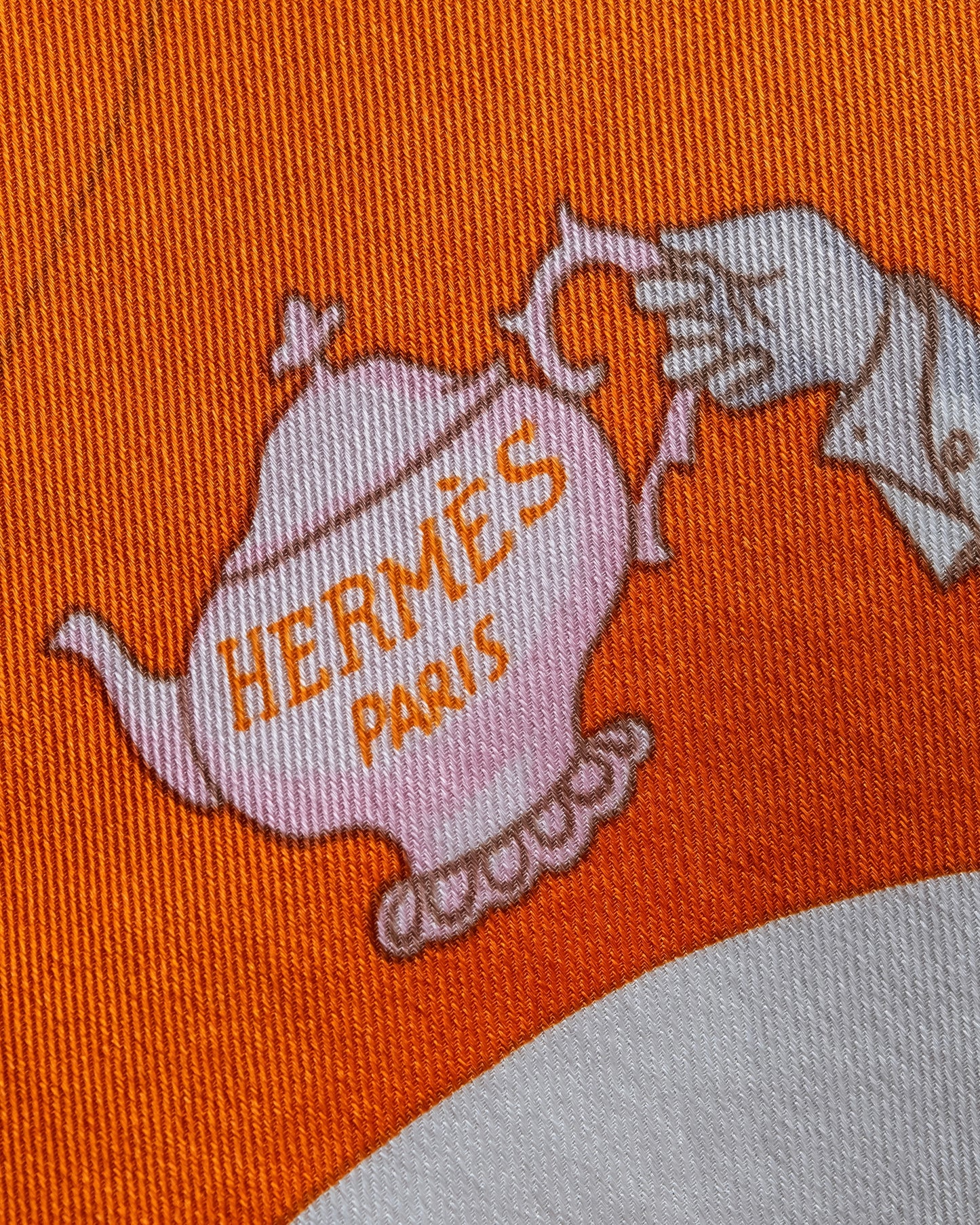 "HERMES" Romantic pattern tea time carre 65 scarf