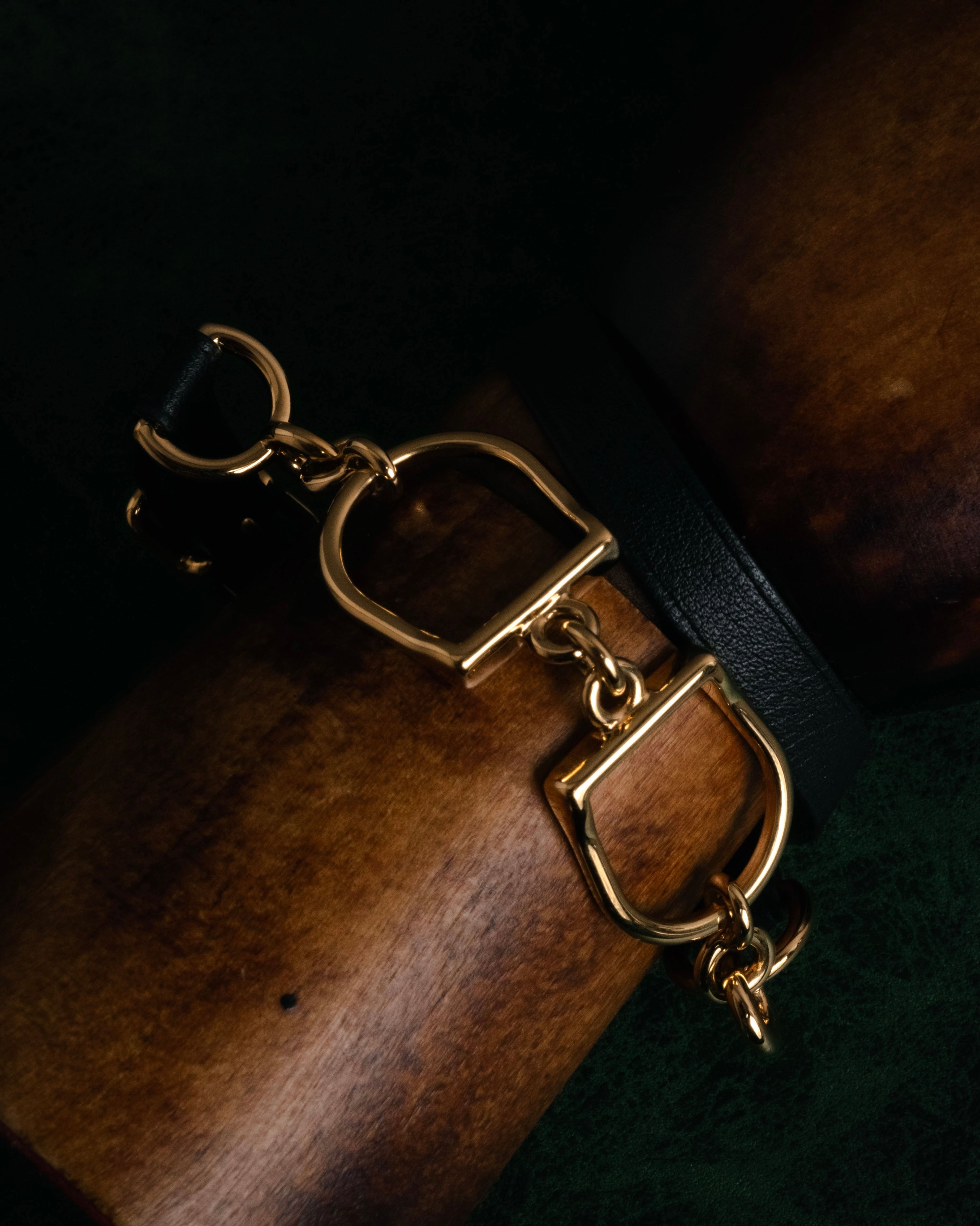 “HERMES“ 90’s Stirrup motif double tour bracelet