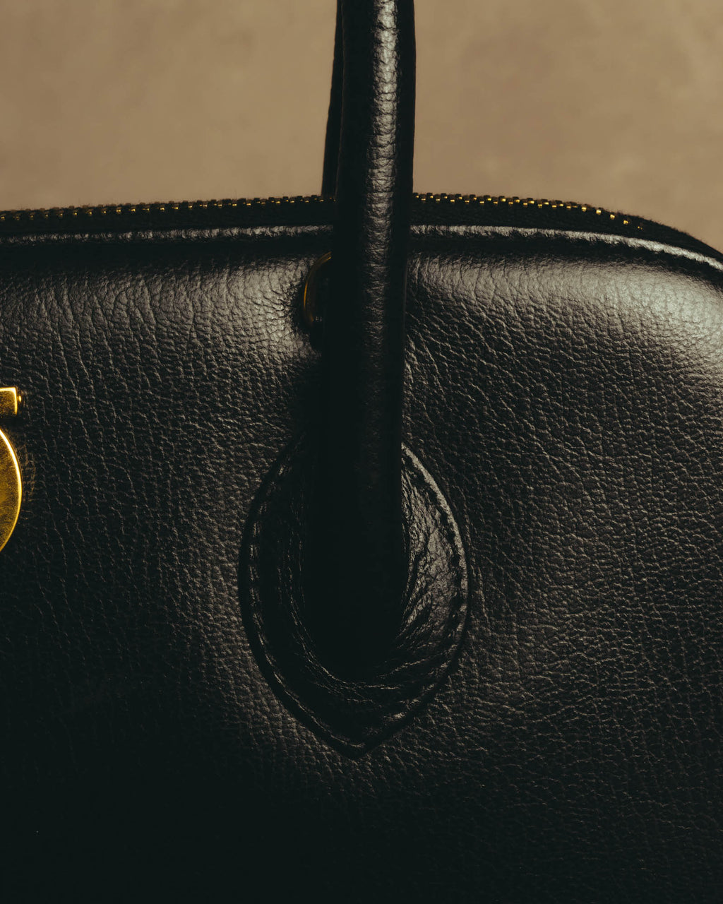 "Salvatore Ferragamo" 90's-00's Structured leather top handle bag