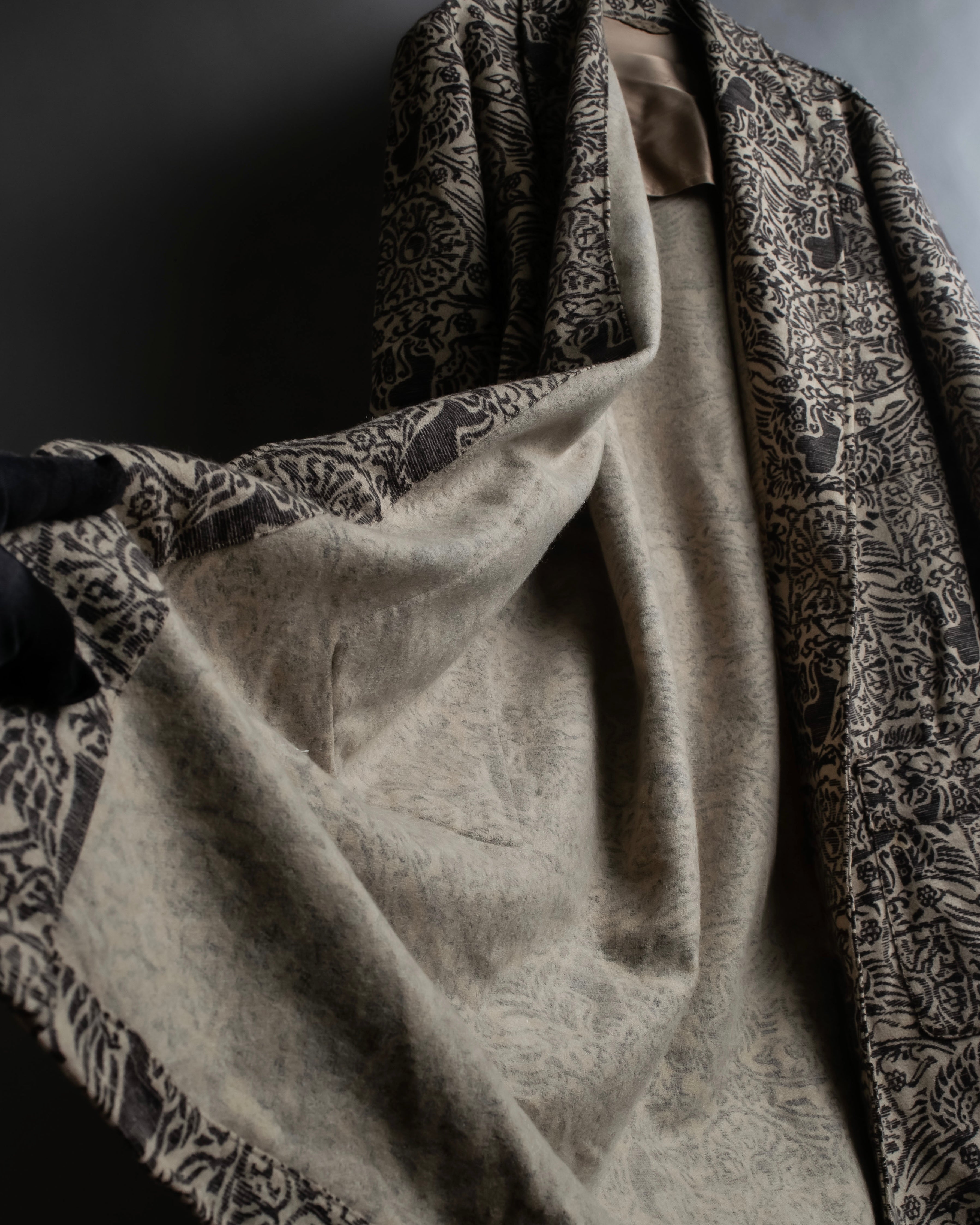 Vintage gobelin oversized gown coat