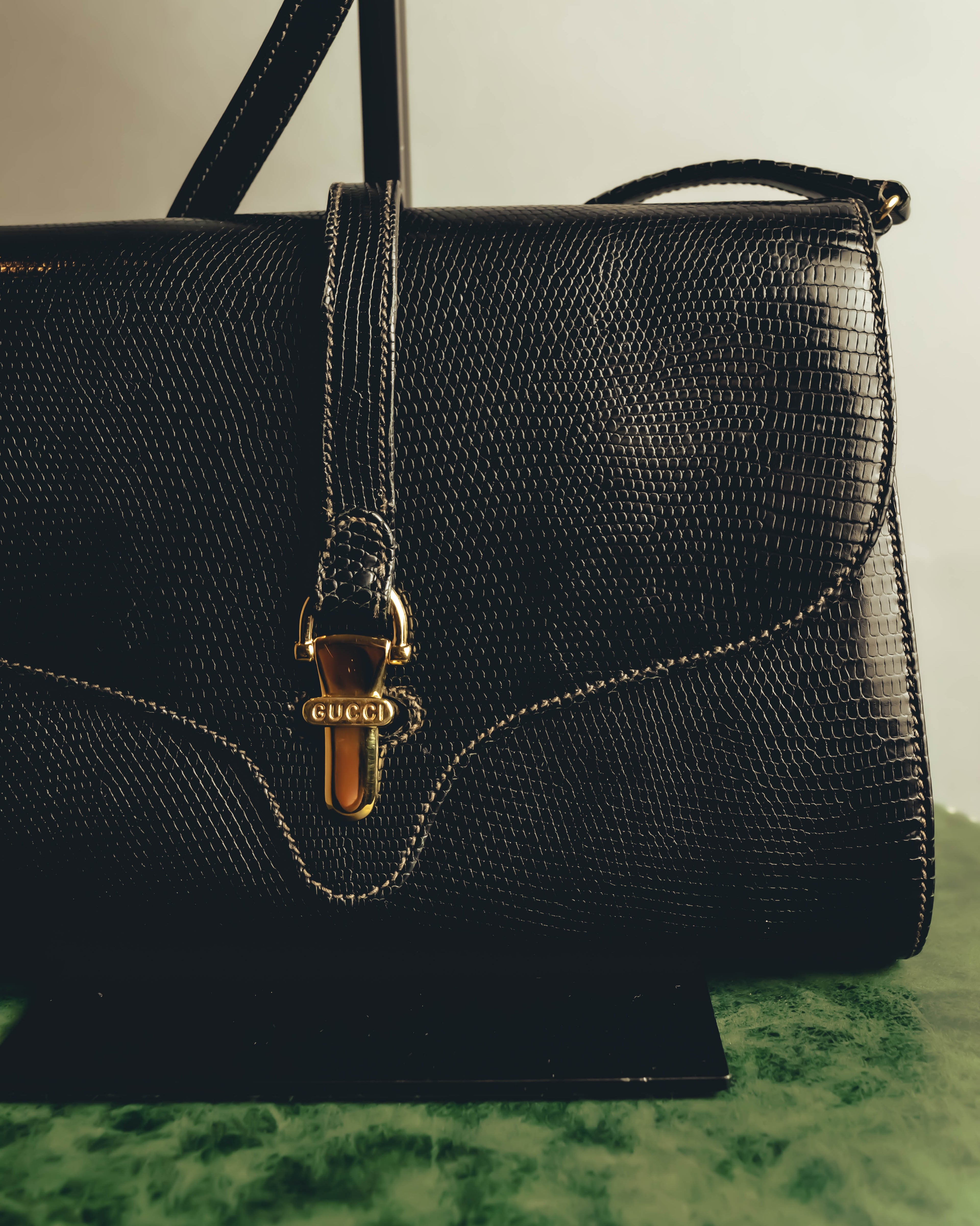 "GUCCI" 60's-70's Glossy lizard embossed leather shoulder bag