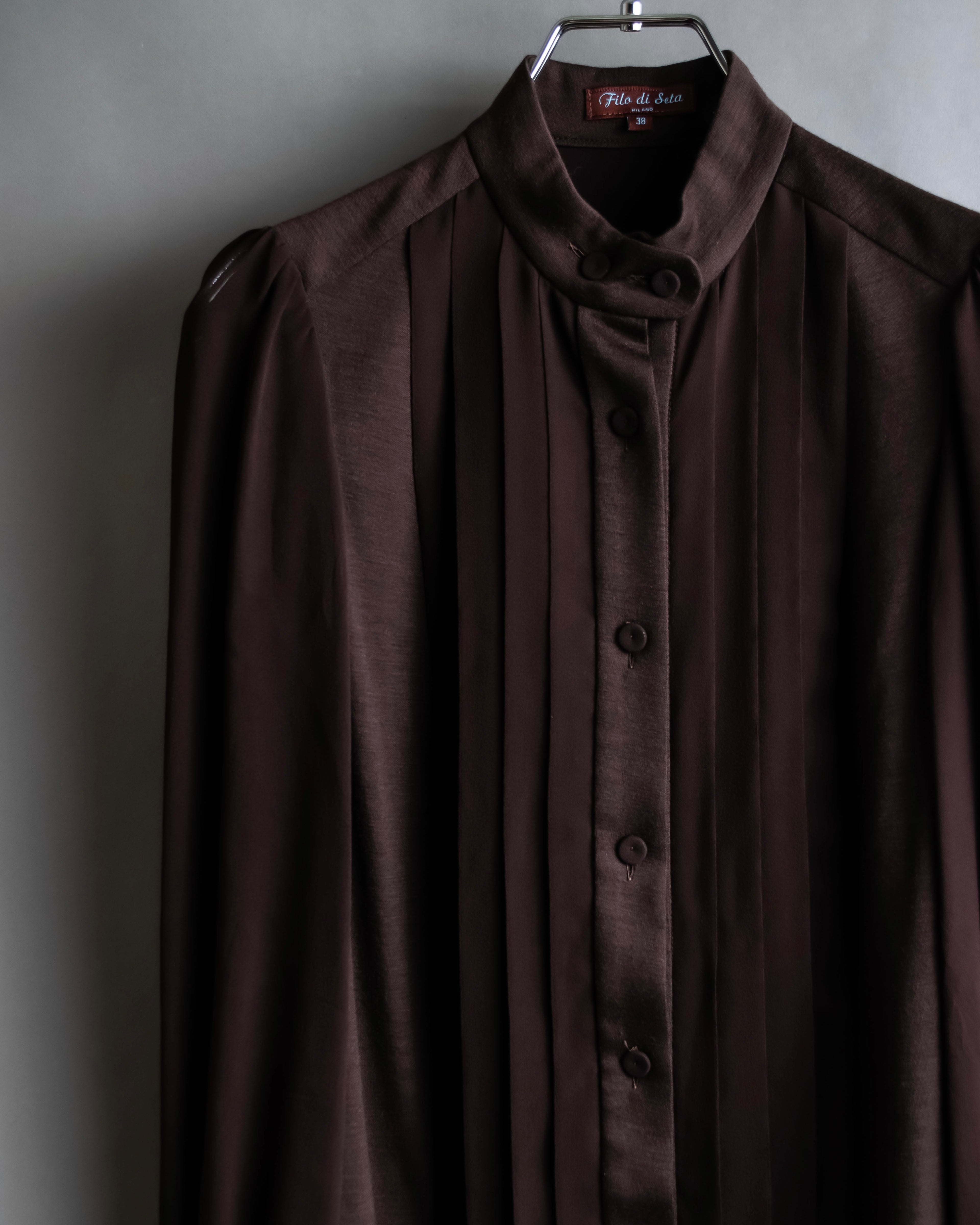 "Filo di Seta" Front pleated design stand-up collar shirt