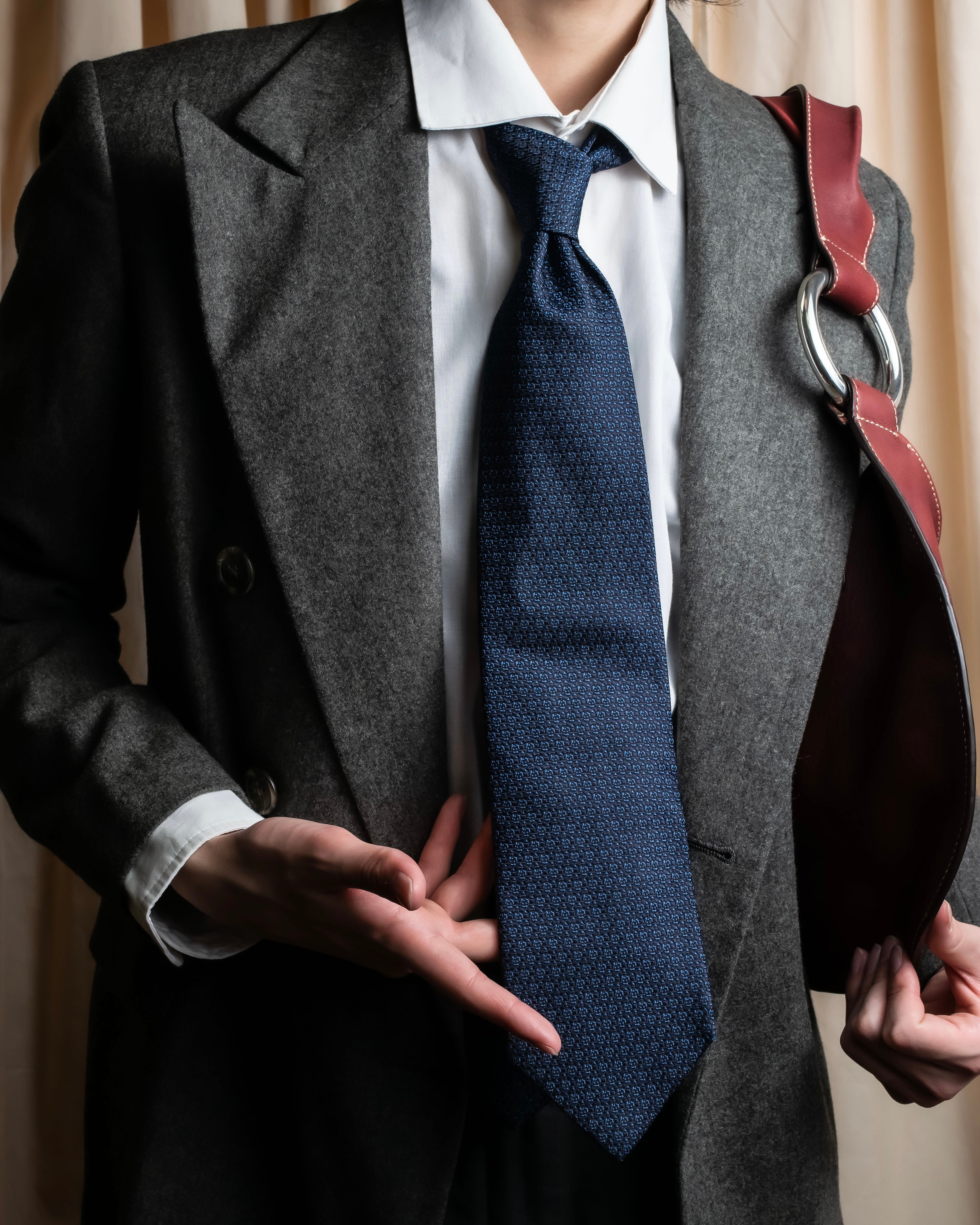 "GUCCI" Navy micro pattern silk necktie