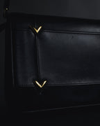 -SPECIAL- "VALENTINO GARAVANI" 90’s-00’s V corner hardware leather top handle bag