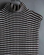 “ISSEY MIYAKE” pleats designed no sleeves high neck top