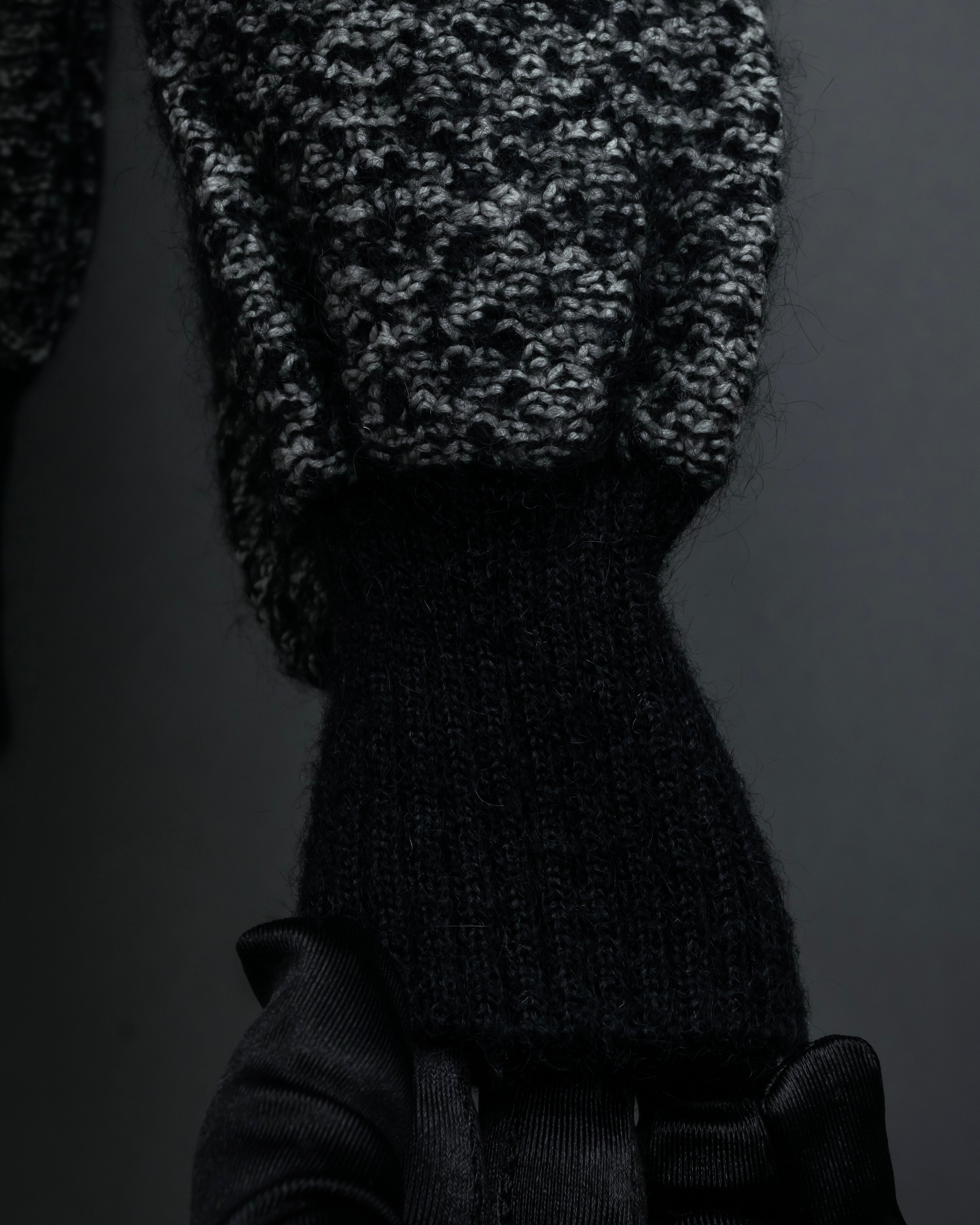 "Christian Dior PRETA PORTER"
Ribbon design mixed yarn knit pullover