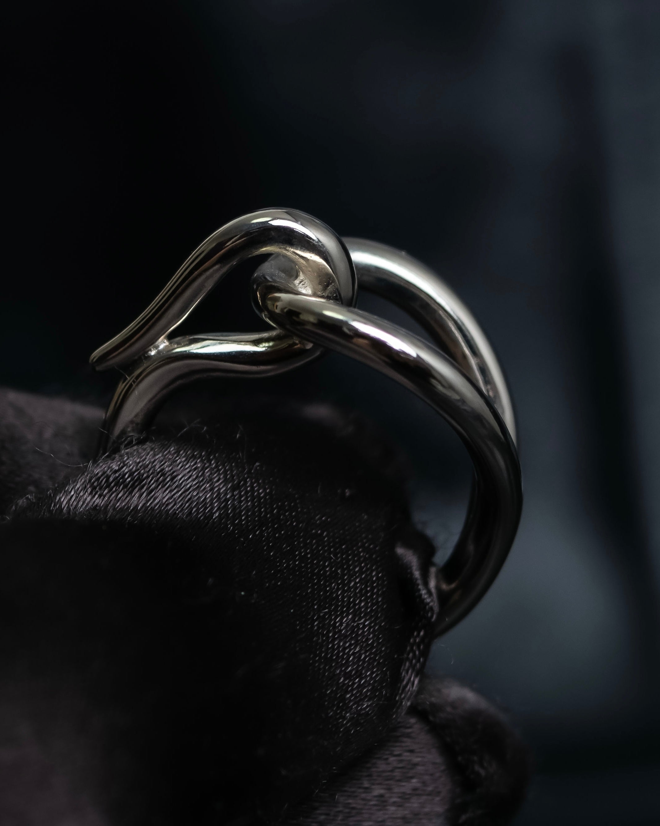 “Hermes” jumbo motif silver scarf ring