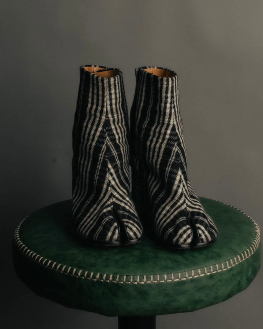 -SPECIAL- "Maison Margiela"2015's Tabi striped fabric ankle boots