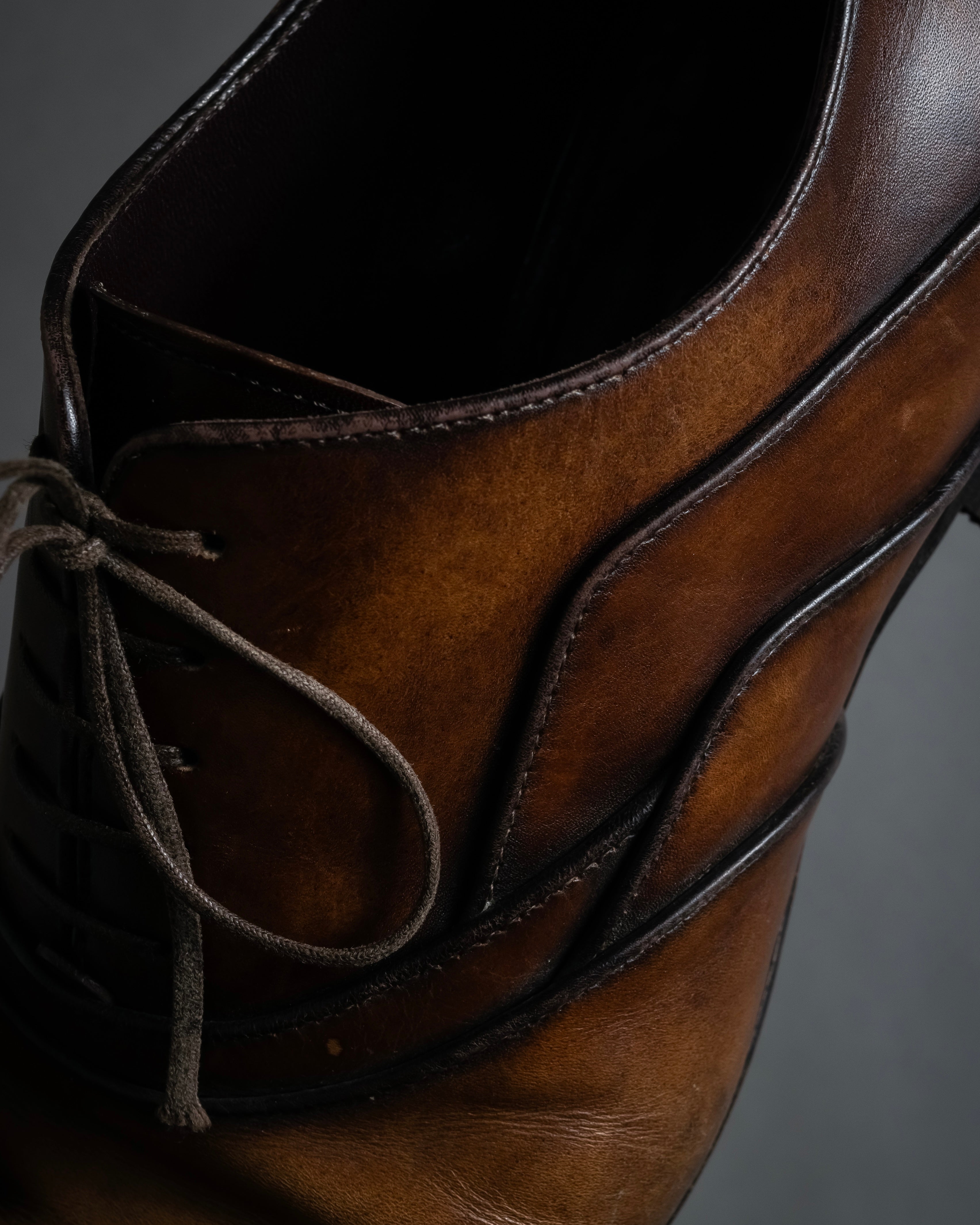 "LOUIS VUITTON" Layered panel design leather shoes