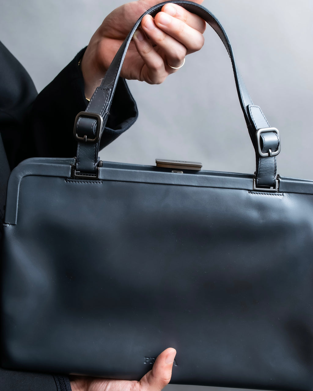 "PRADA" Clasp design grey-blue leather bag