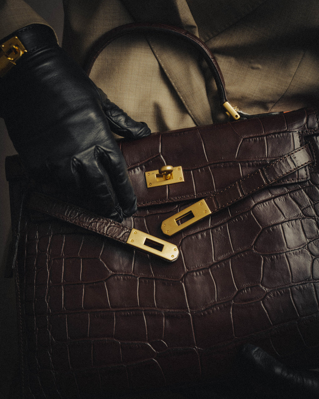 -SPECIAL- "CRISTIAN FLORENCE" 90's-00's Classic crocodile embossed leather structured top handle bag