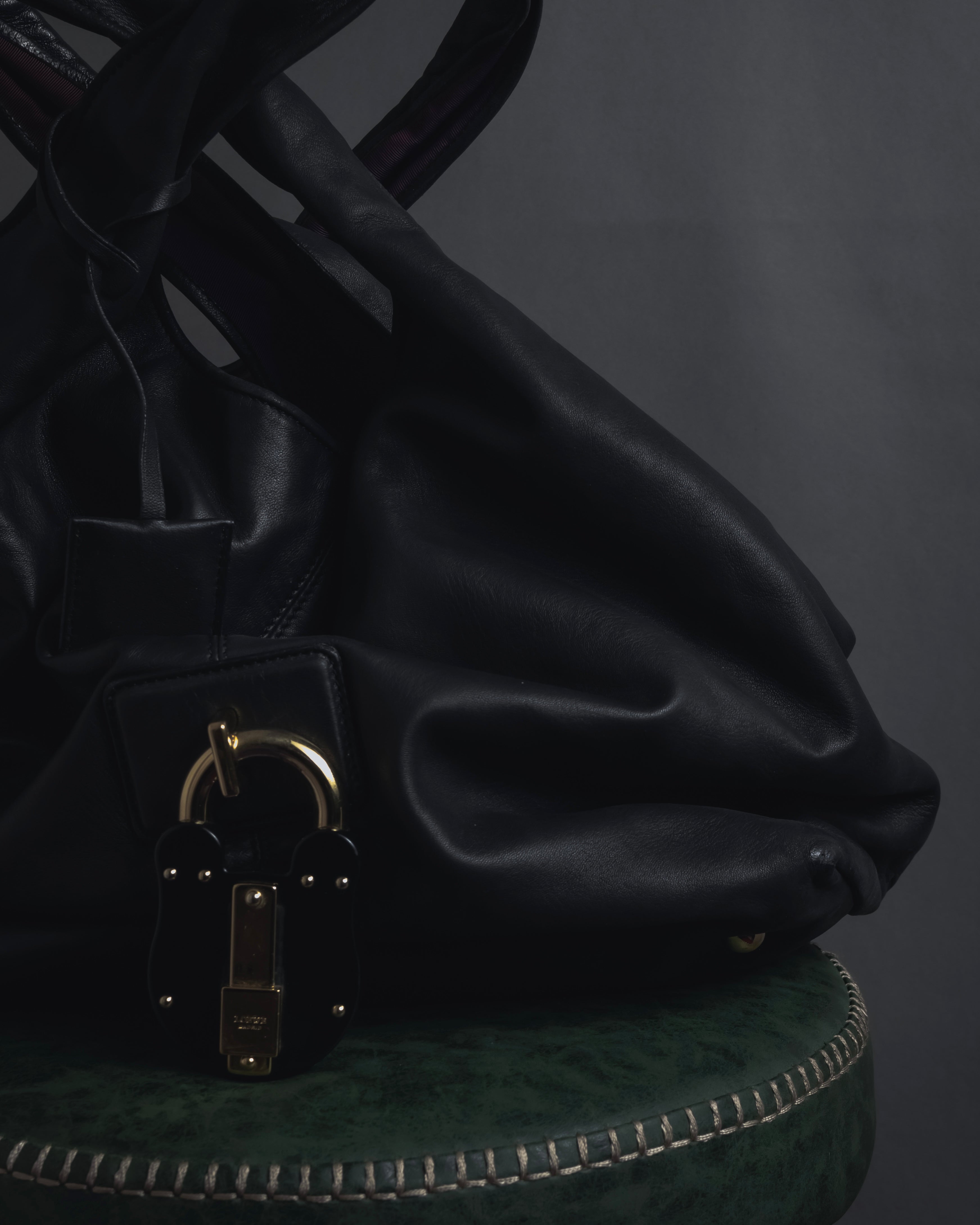 -SPECIAL- “LOEWE” Calle oversized padlock leather bag