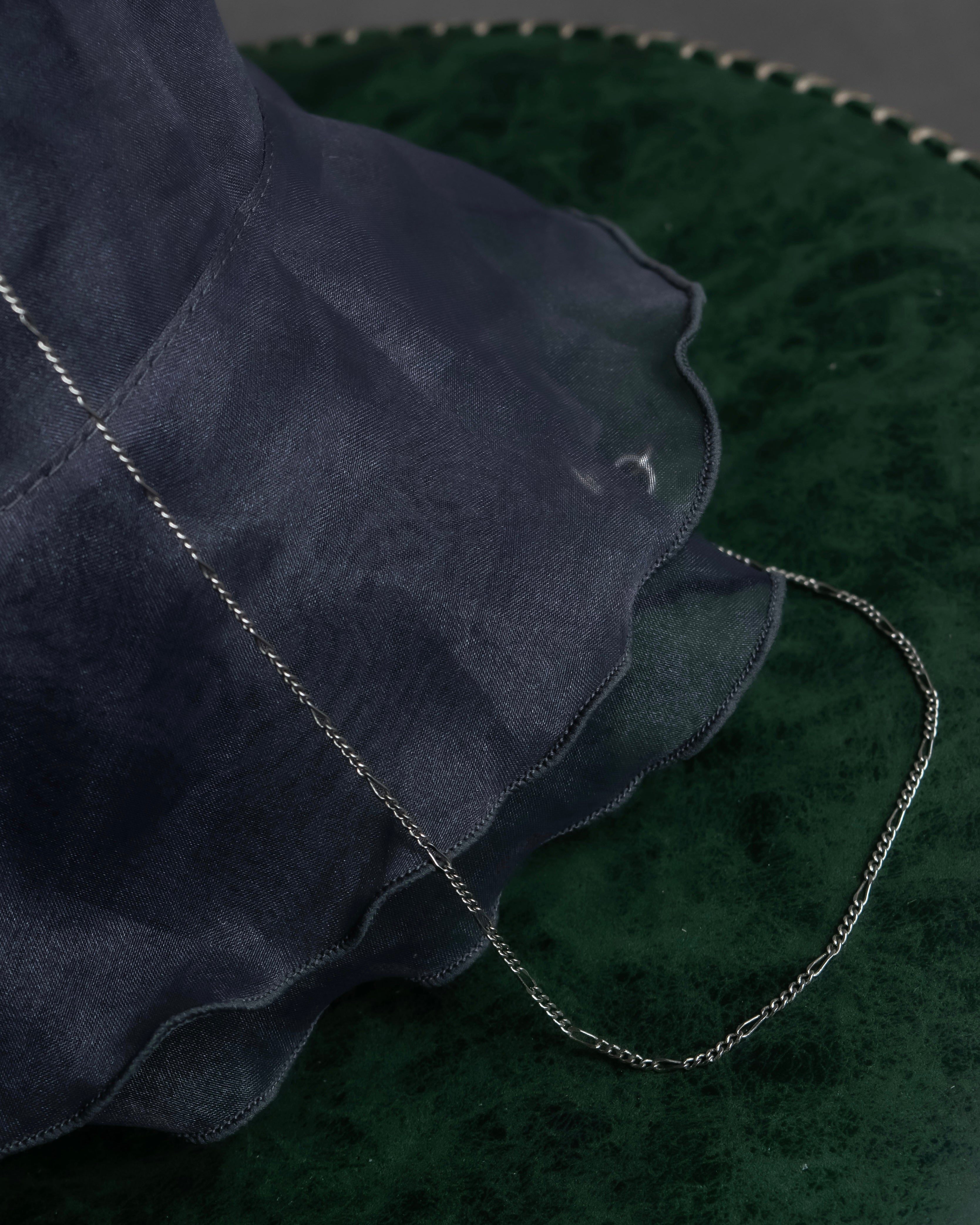 "LIMI feu " Chain docking organza bucket hat