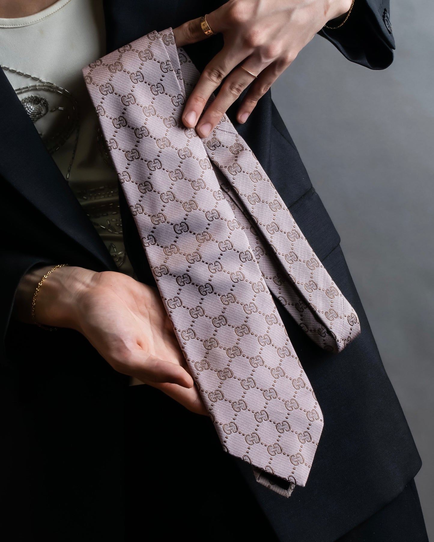 "GUCCI" 100% silk GG pattern jacquard weave neck tie