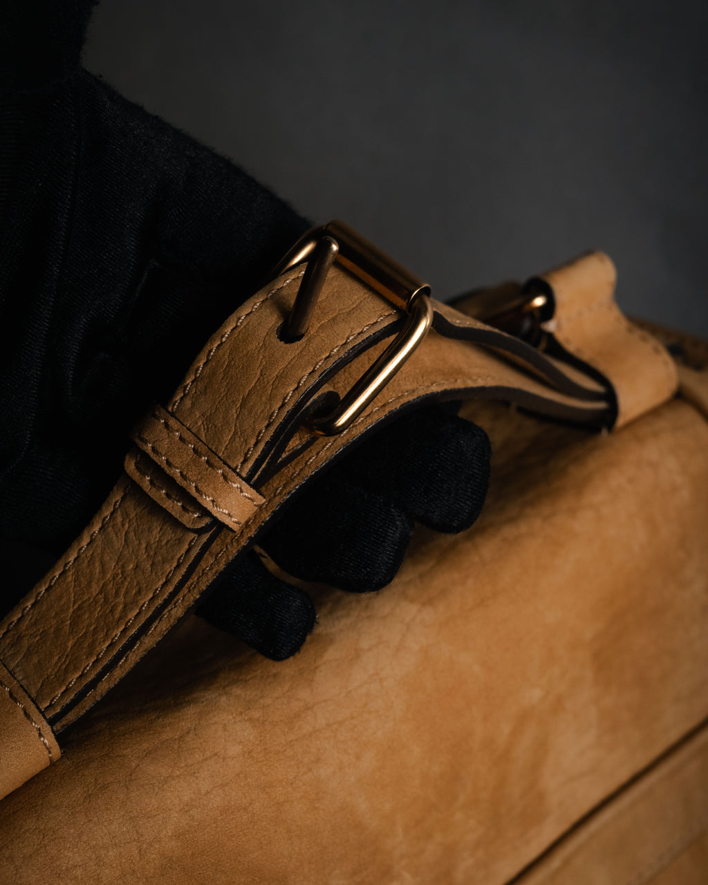 “Chloé” 12-14 Alice bicolor trapeze tote bag