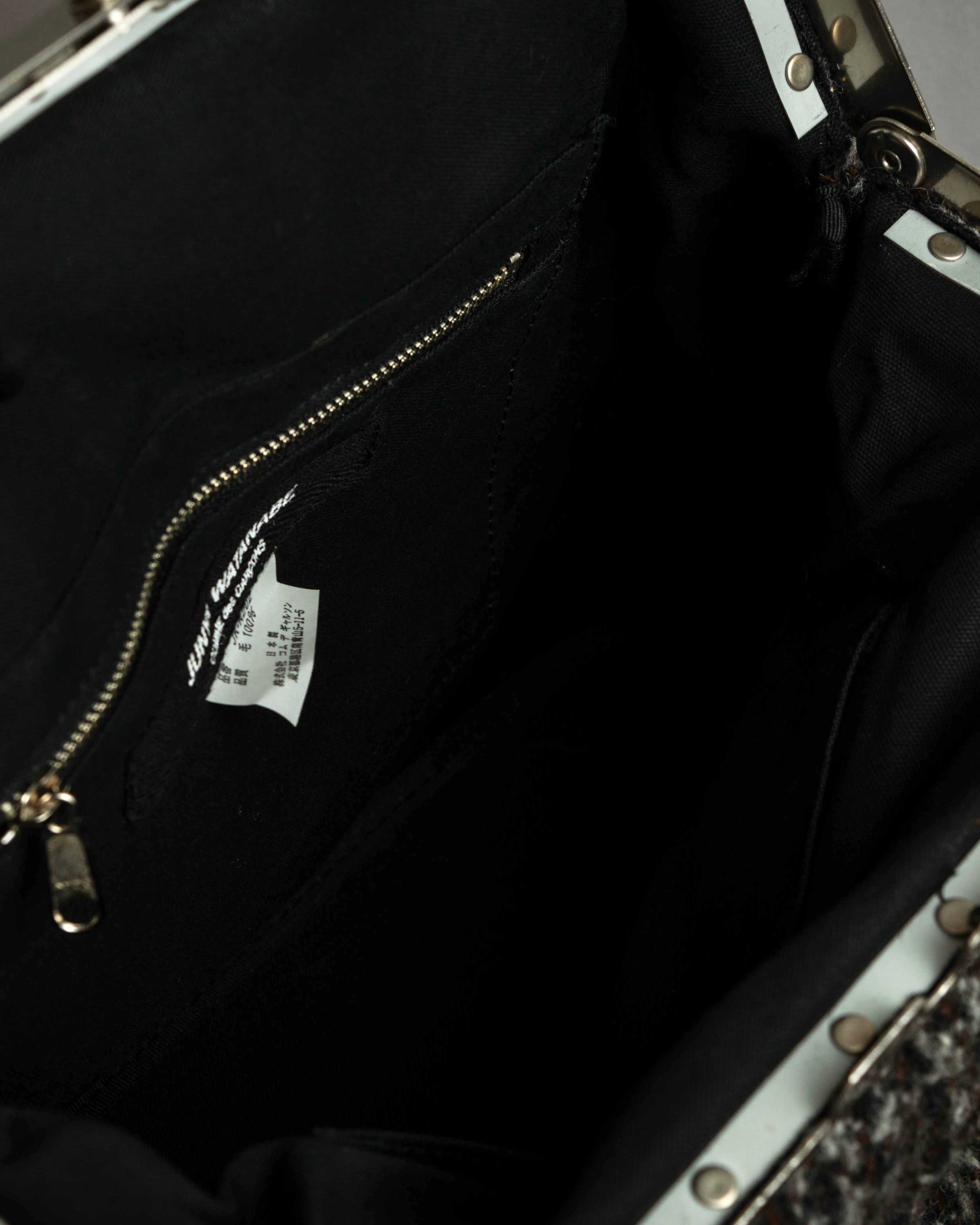 "JUNYA WATANABE COMME des GARCONS" Mixed tweed gathered detail clasp bag