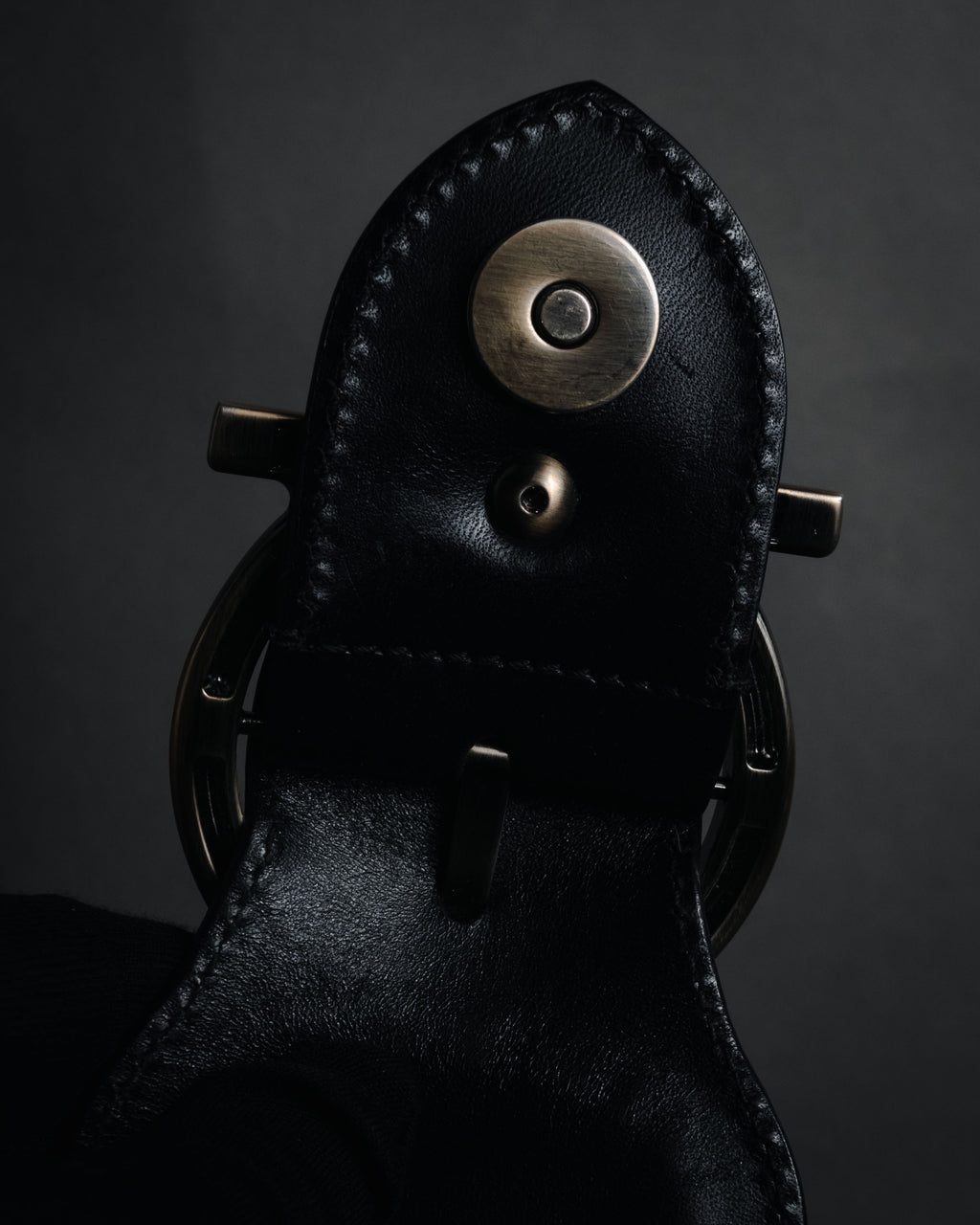 "Salvatore Ferragamo" 05’s-11’s Oversized gancini hardware shrink leather bag