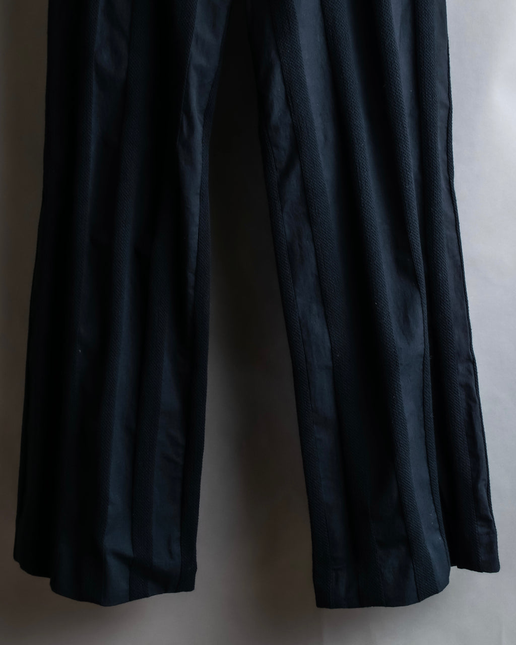 "ISSEY MIYAKE FETE" Fabric change stripe pattern wide slacks