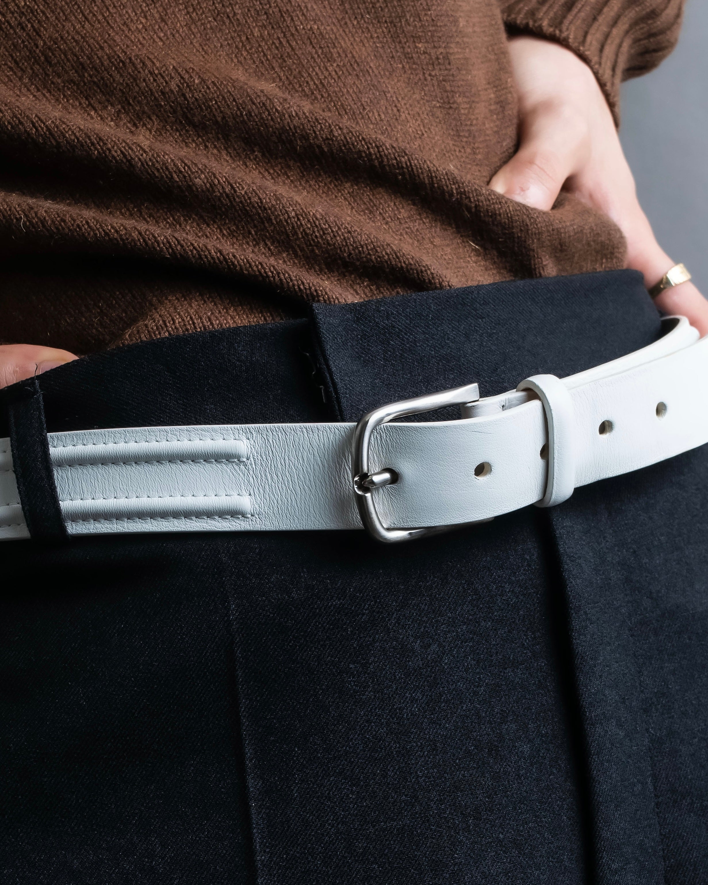 "GIORGIO ARMANI" Genuine leather white color belt