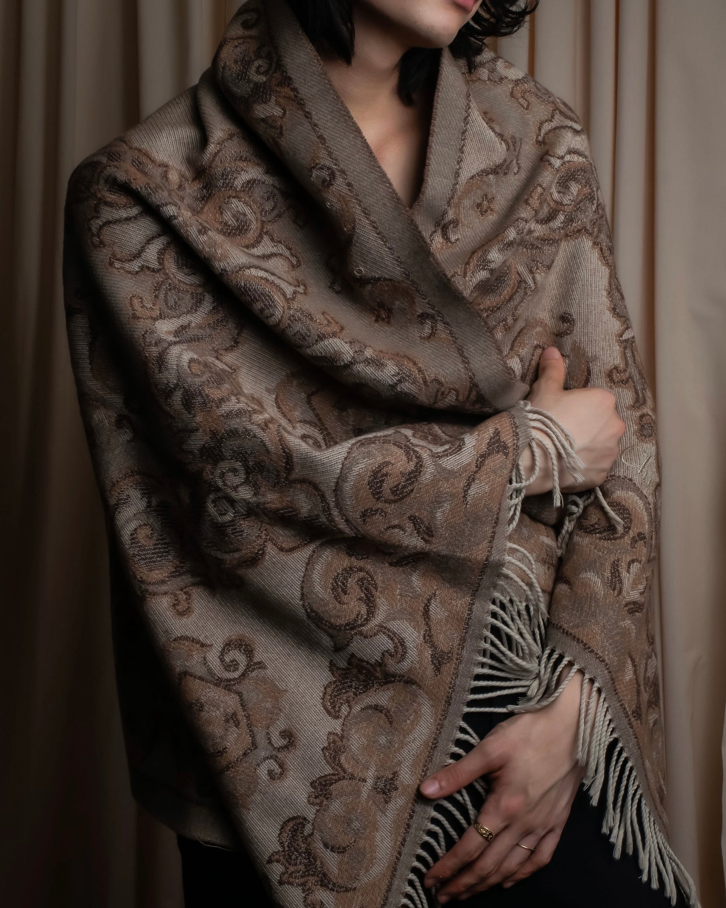 "Christian Dior" Jacquard paisley pattern fringe stole