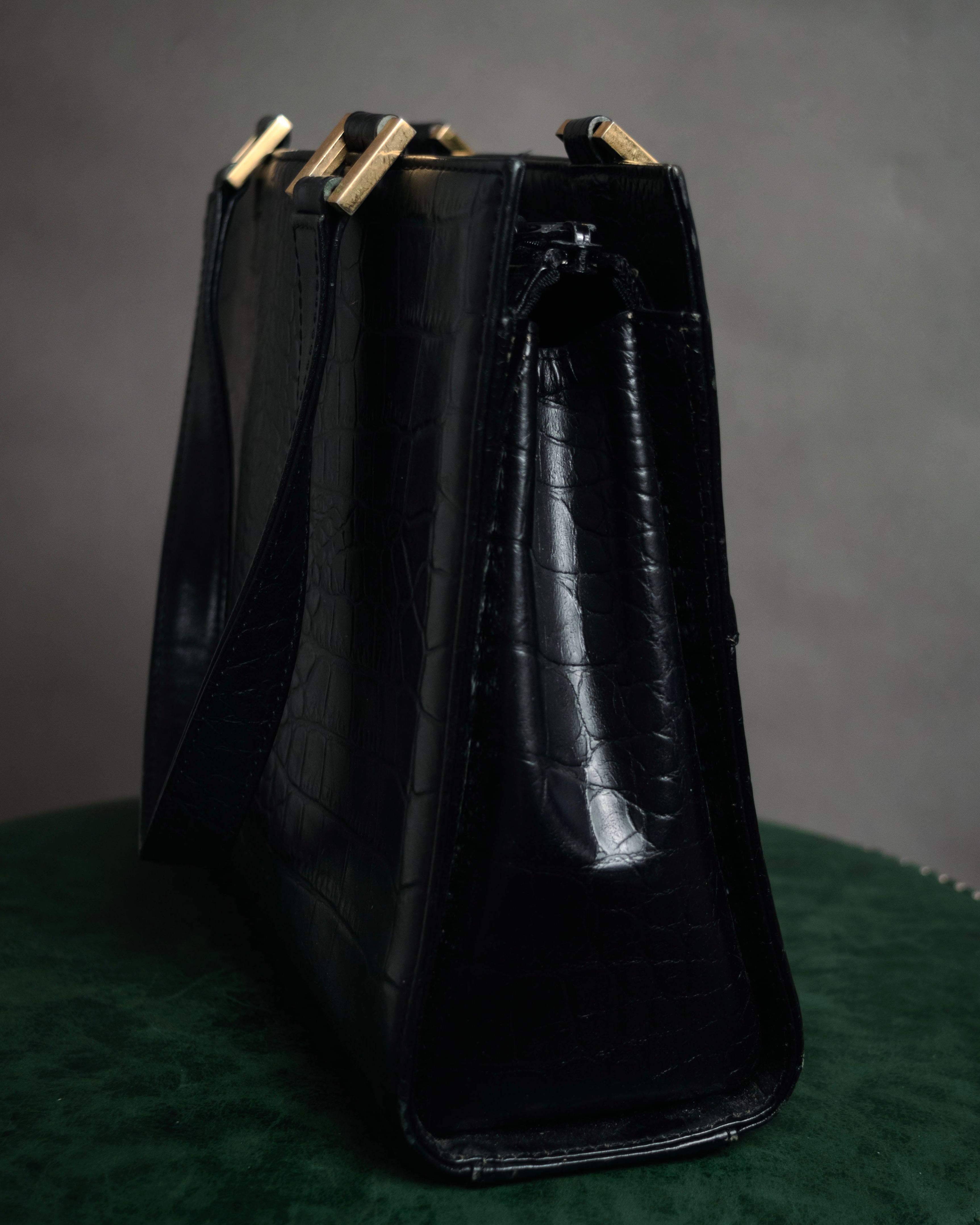 “YVES SAINT LAURENT” 90’s–Early 00’s Croc embossed leather woven stitch tote bag