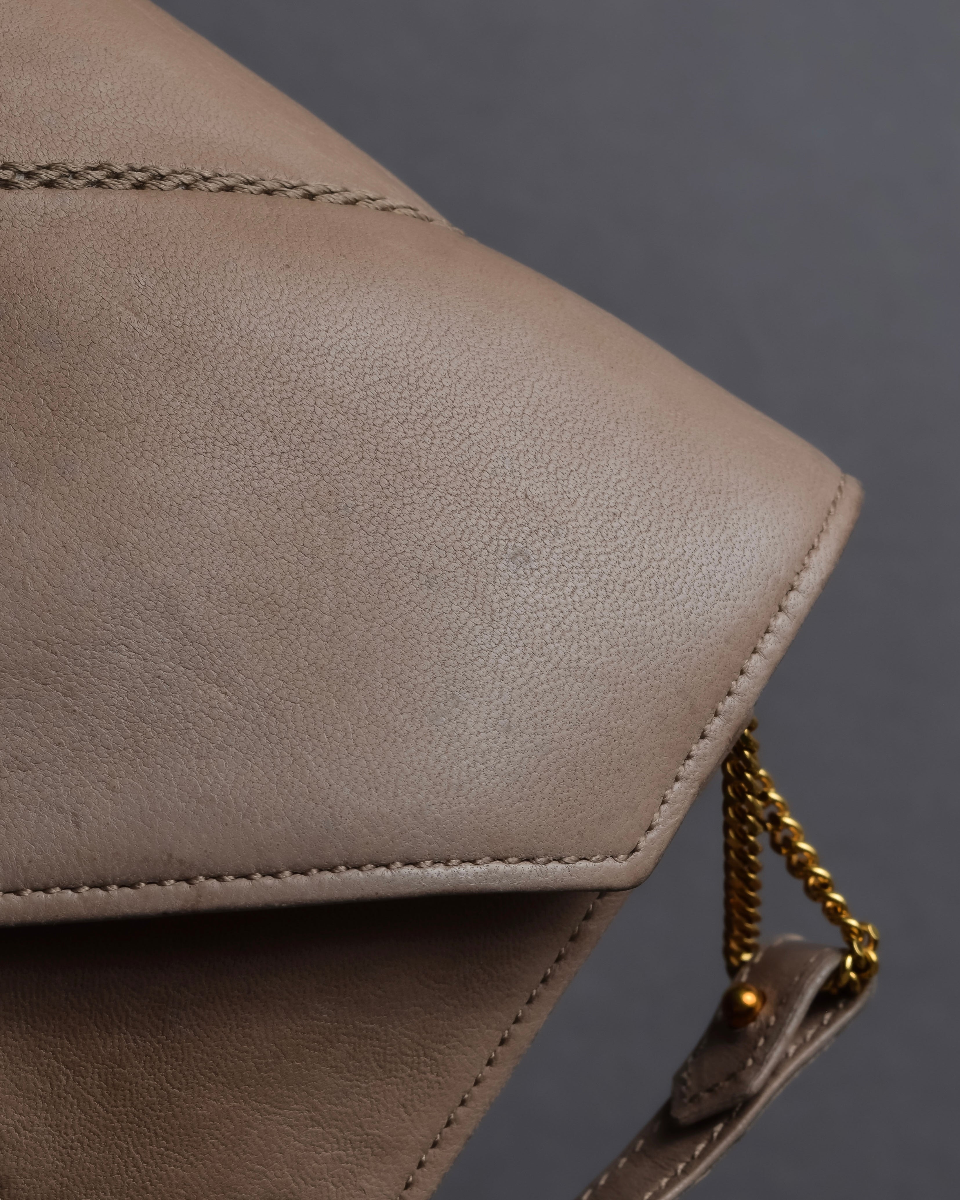 "HERMES" 70's Diamond stitched envelope leather bag