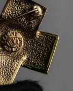 "CELINE" Quilted plate design gold brooch