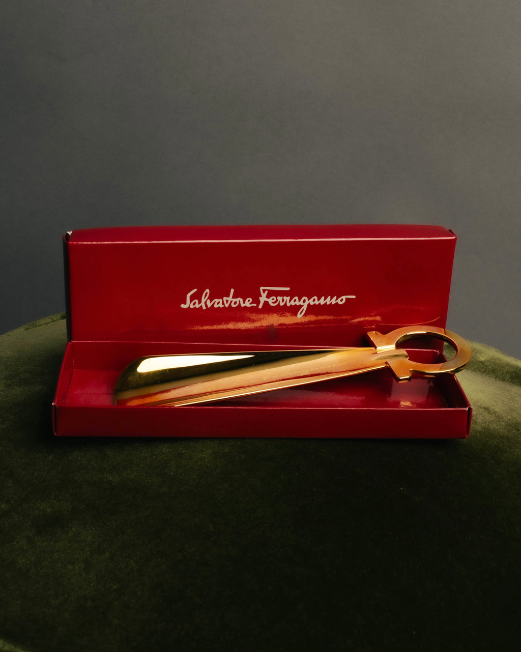 "Salvatore Ferragamo" 80's-00's Gold tone gancini metal shoehorn