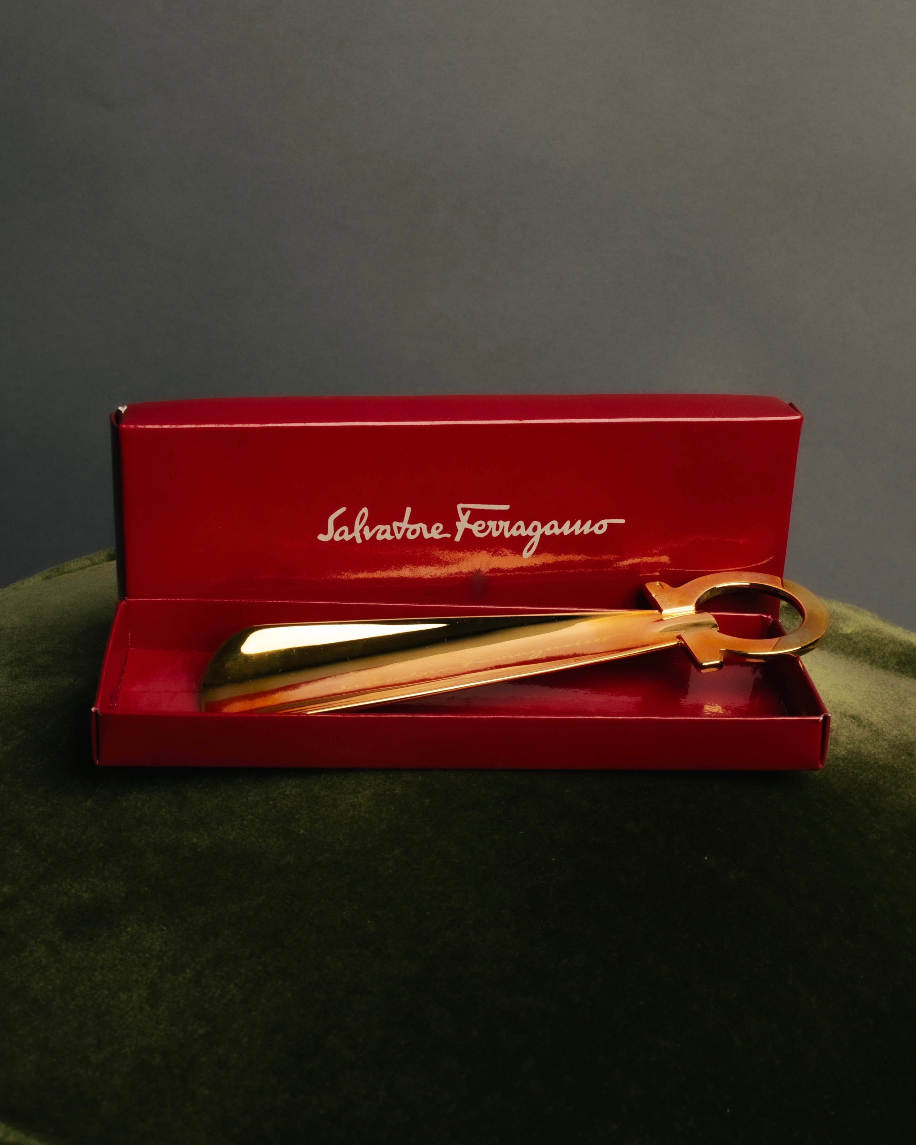 "Salvatore Ferragamo" 80's-00's Gold tone gancini metal shoehorn