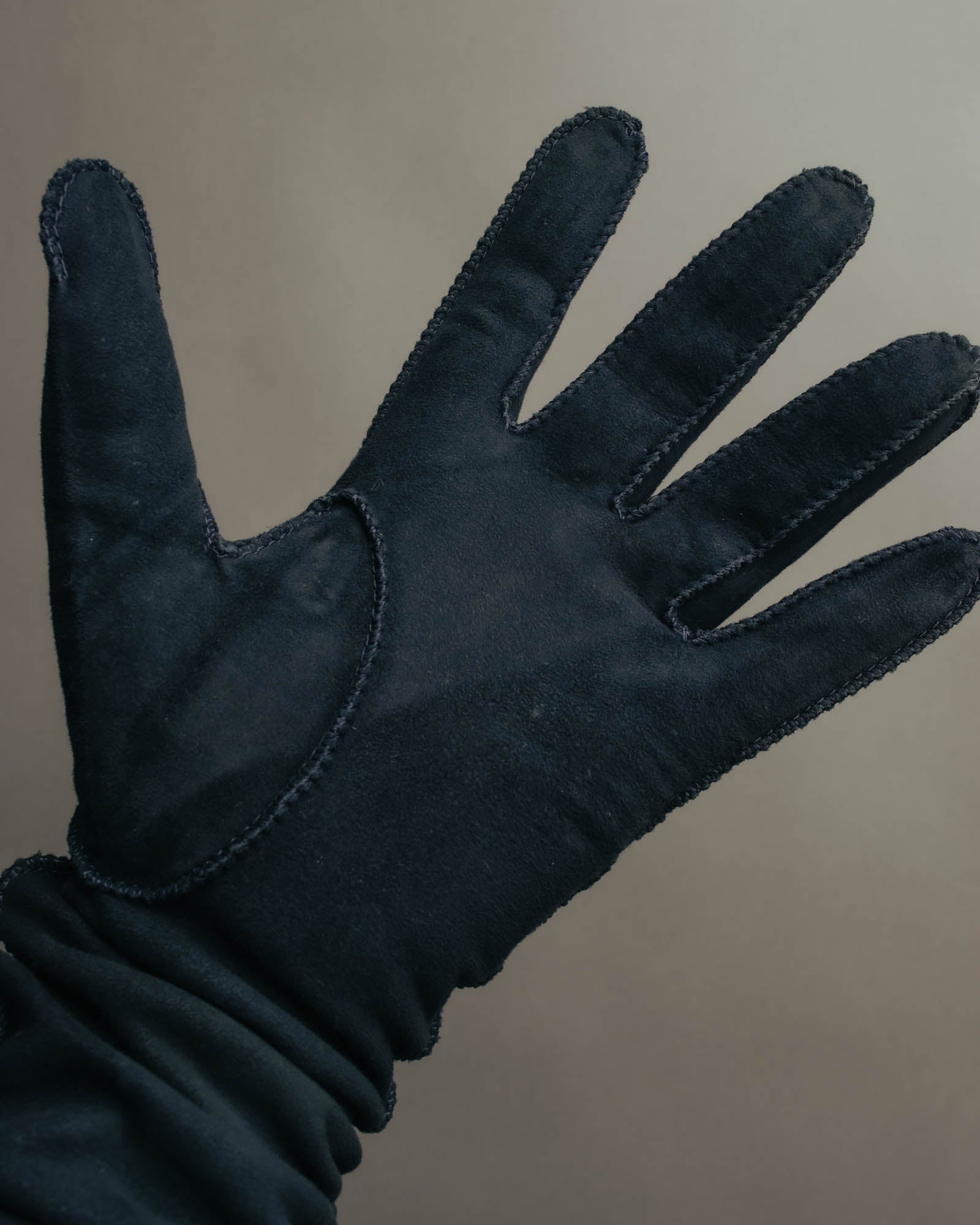 "BOTTEGA VENETA" 00's-10's Elegant suede long gloves