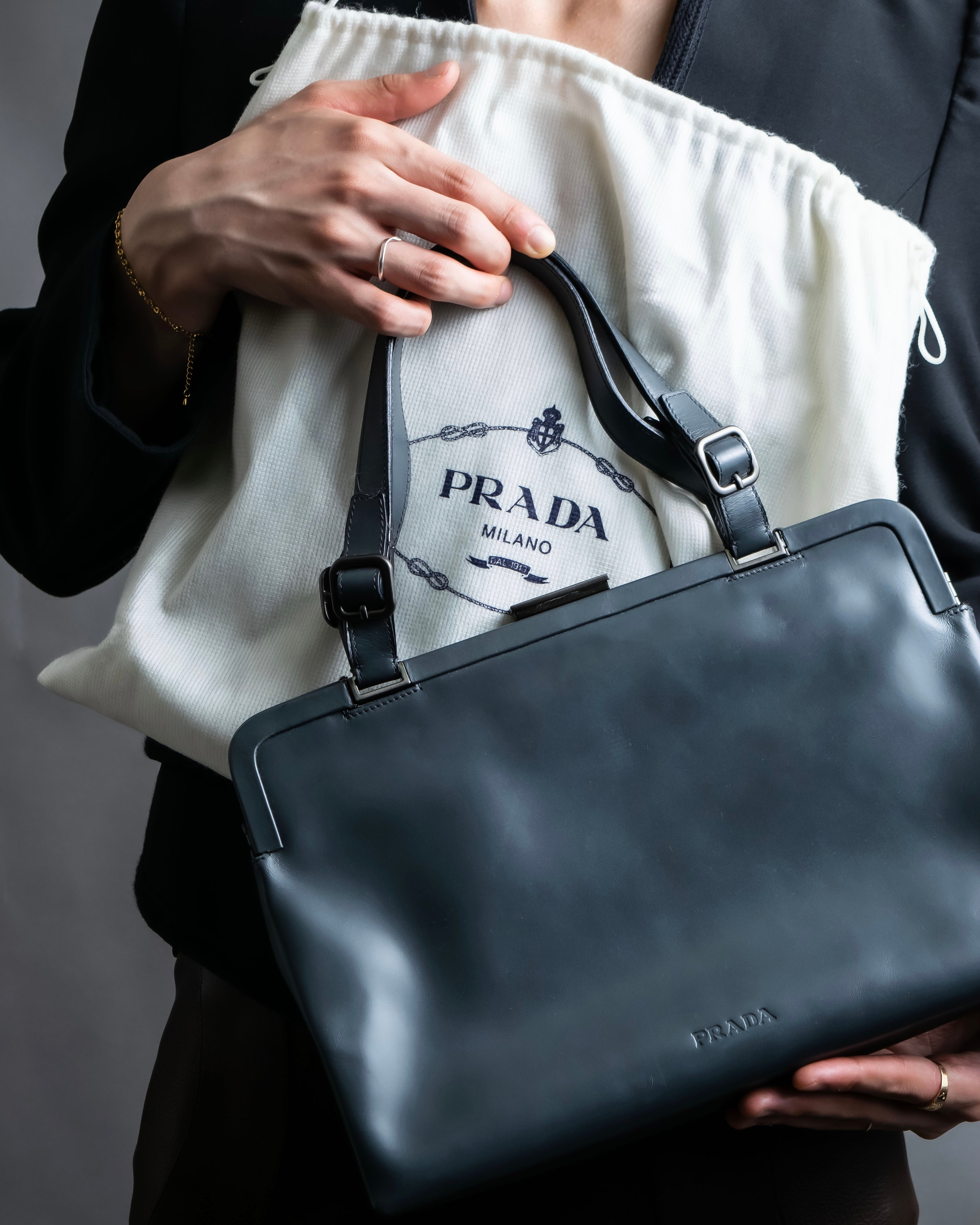 "PRADA" Clasp design grey-blue leather bag