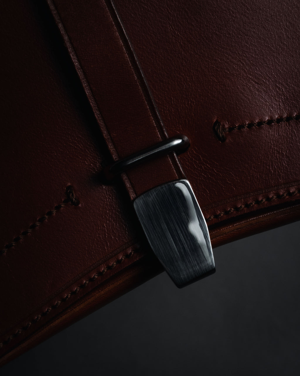 –SPECIAL– "PRADA" 90’s-00’s Minimal strap flap shoulder bag