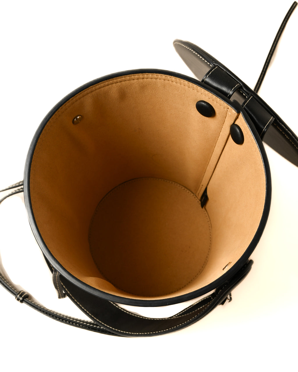 VASIC/ “COCO” Leather Bucket Bag Raffia