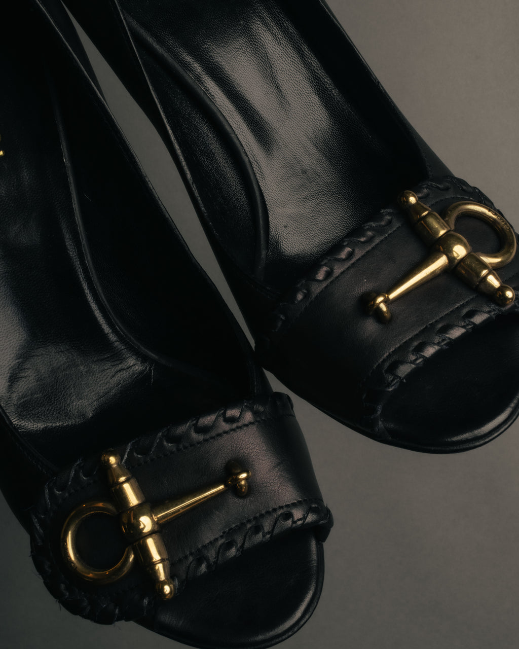 “GUCCI” 90’s-00’s Horsebit open toe pumps