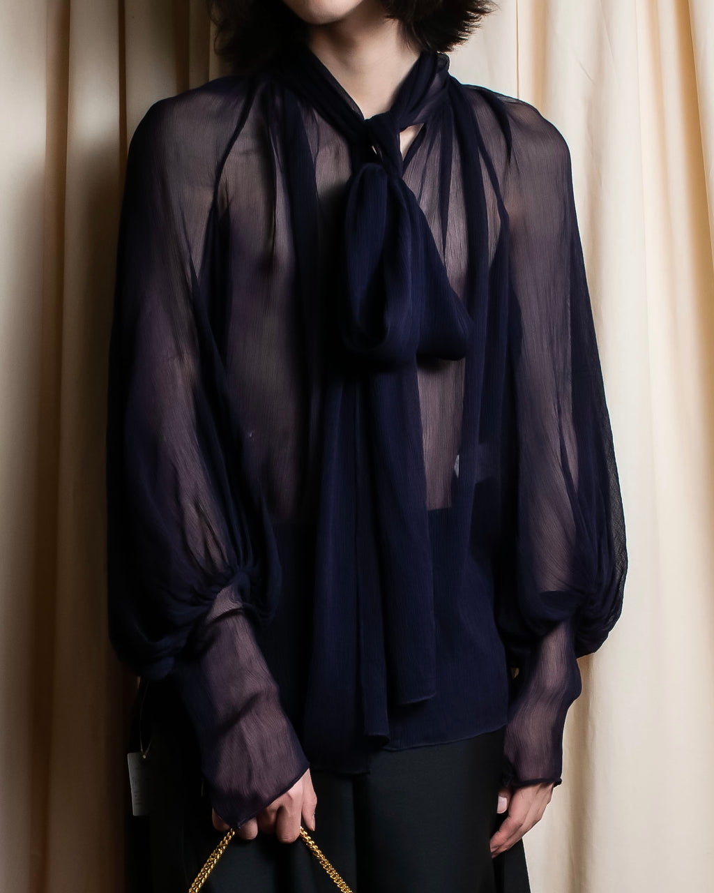 "HERMES" Bowtie detail balloon sleeve sheer pullover