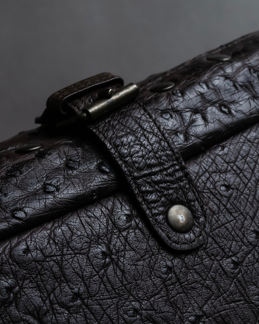 "Vintage JRA standard ostrich leather bag"