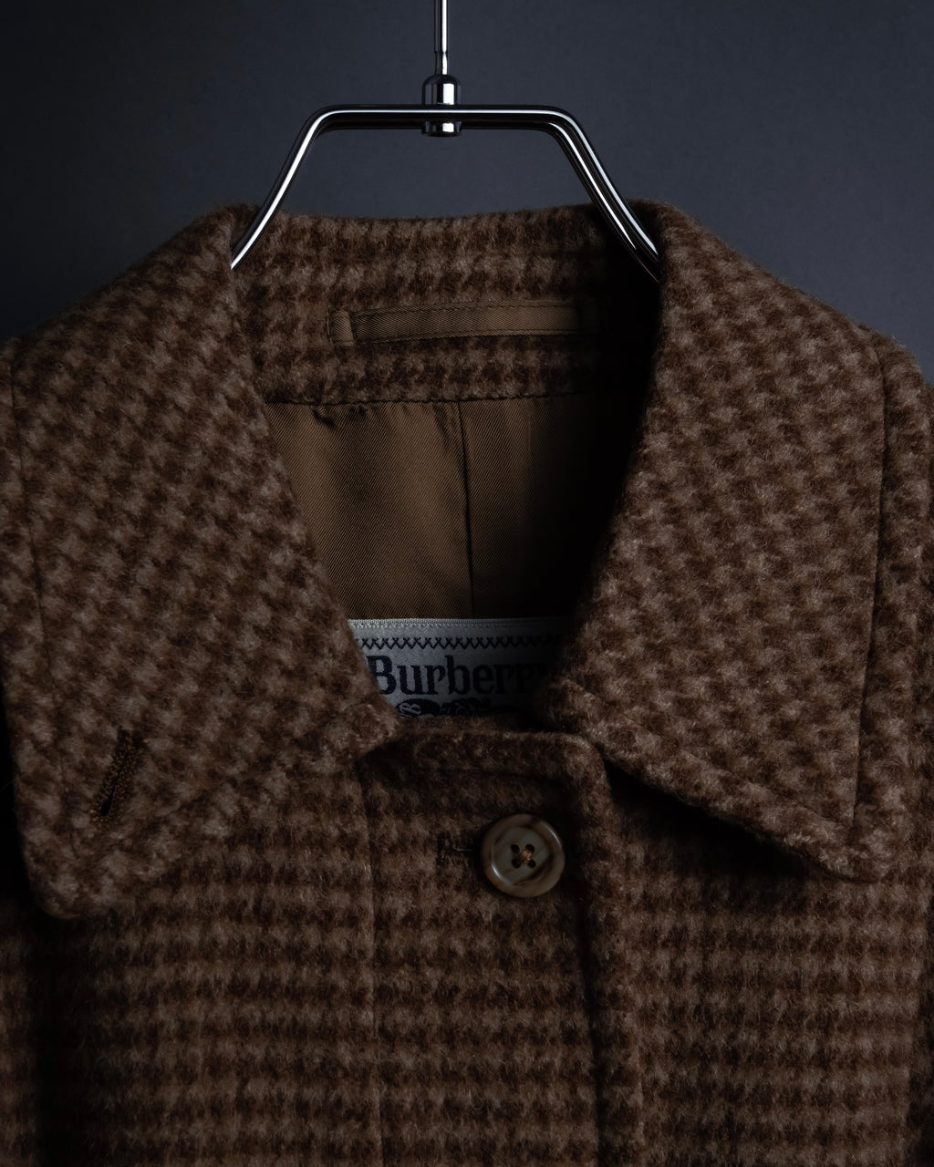 "BURBERRYS" Houndstooth pattern belted stand collar coat