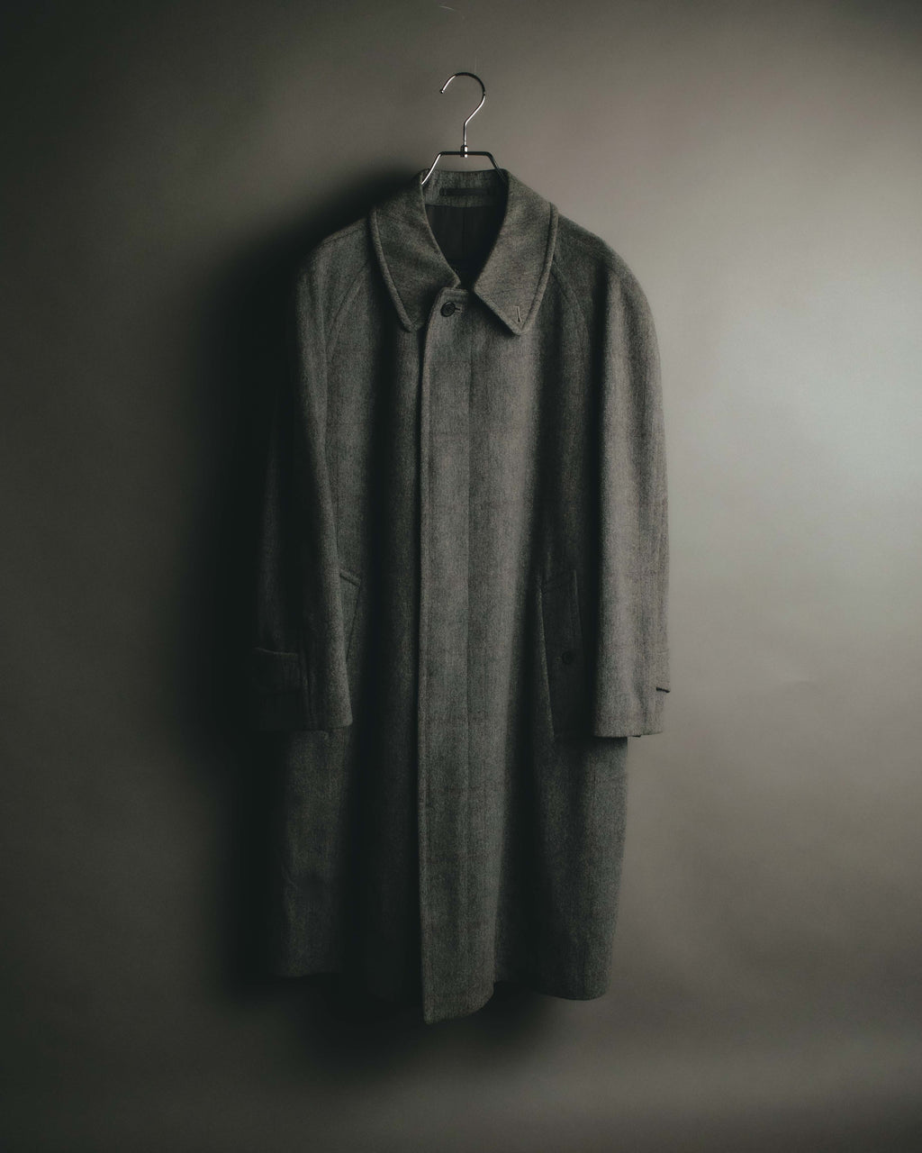 “Burberrys” 80’s Bedford wool balmacaan coat