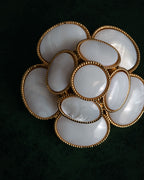 “VETEMENTS” 2017-2021 Archive-referenced mother of pearl flower brooch