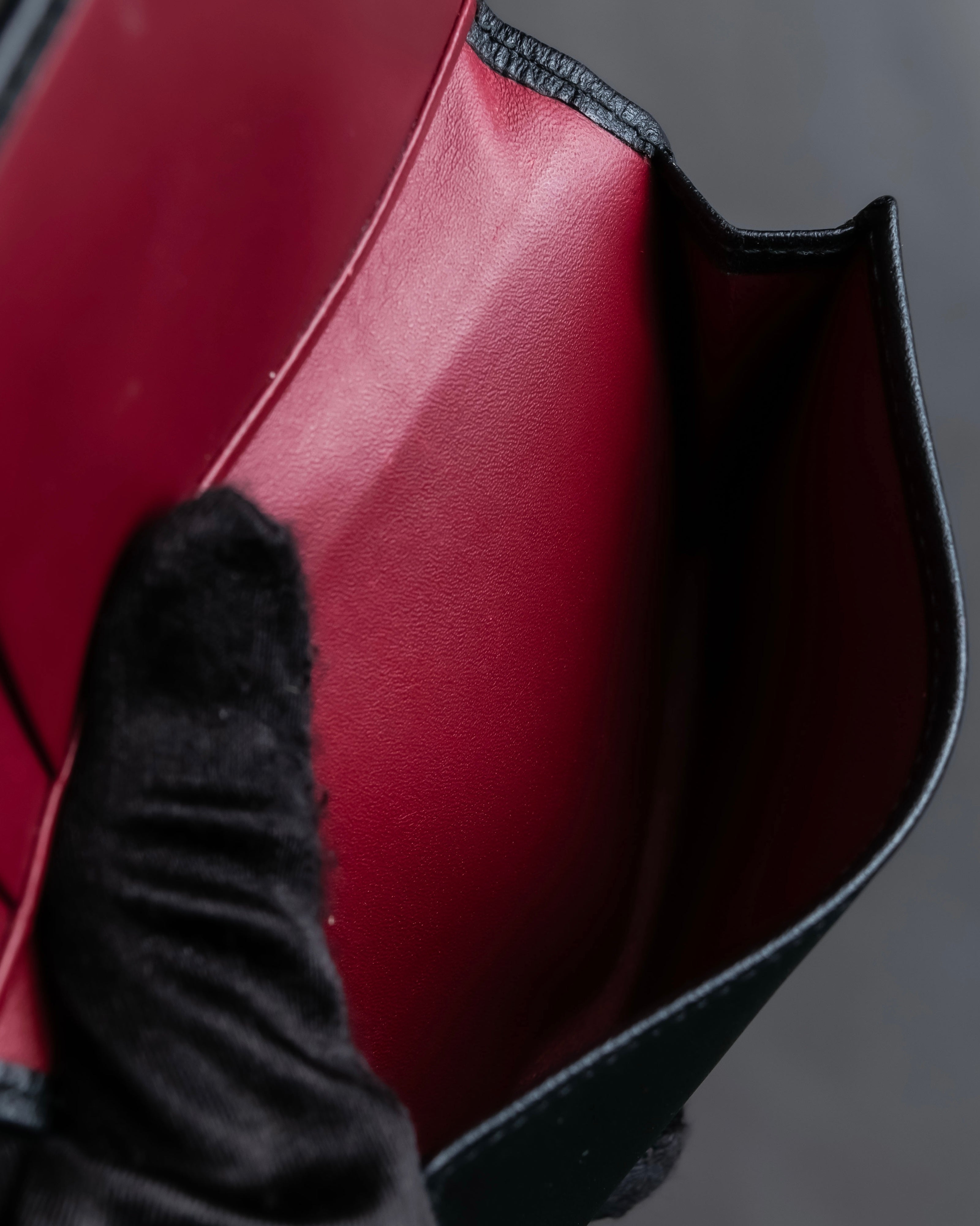 "LOEWE" Anagram logo engraved leather card case