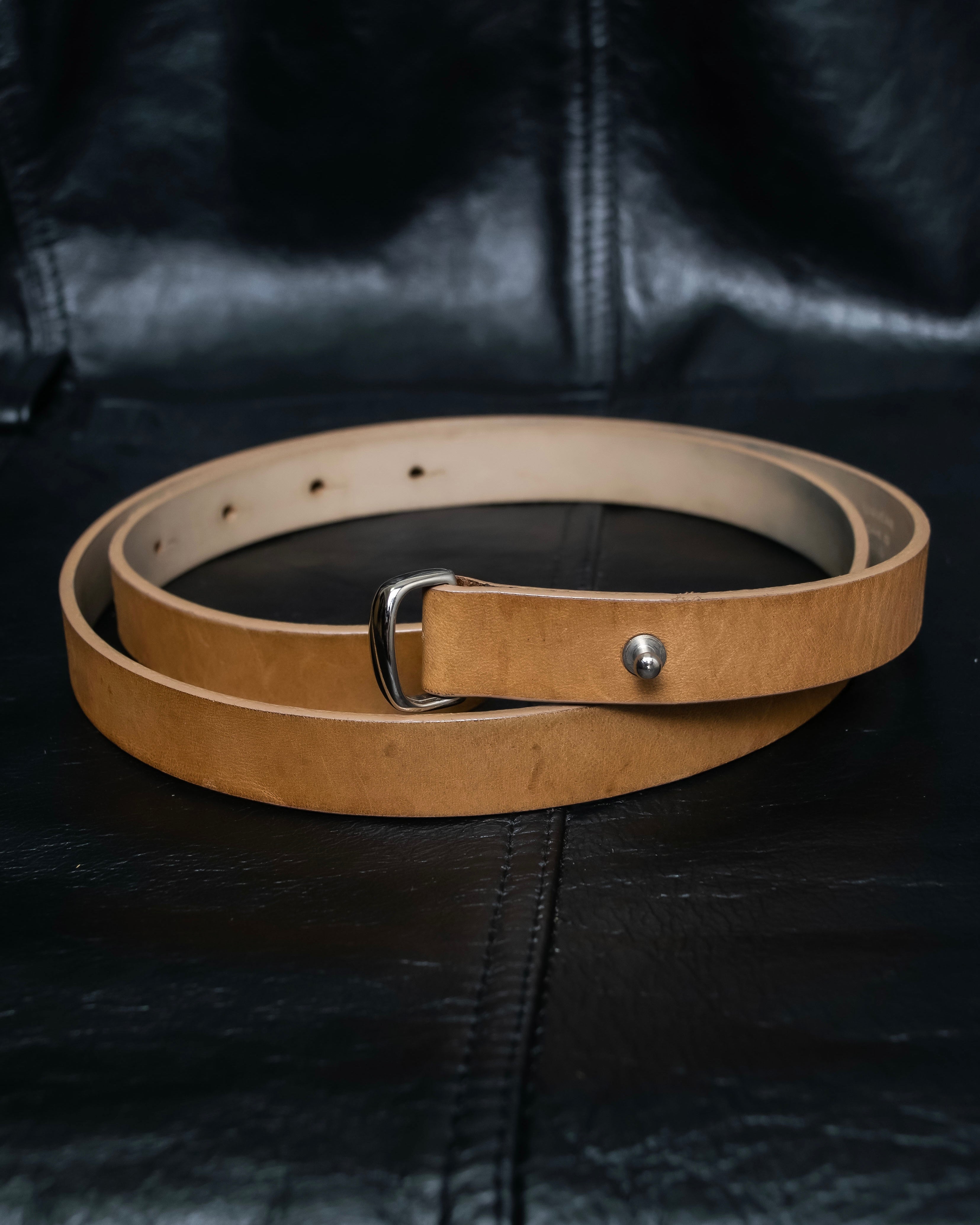 "Maison Martin Margiela" No. 11 Bella Pelle minimal design leather belt