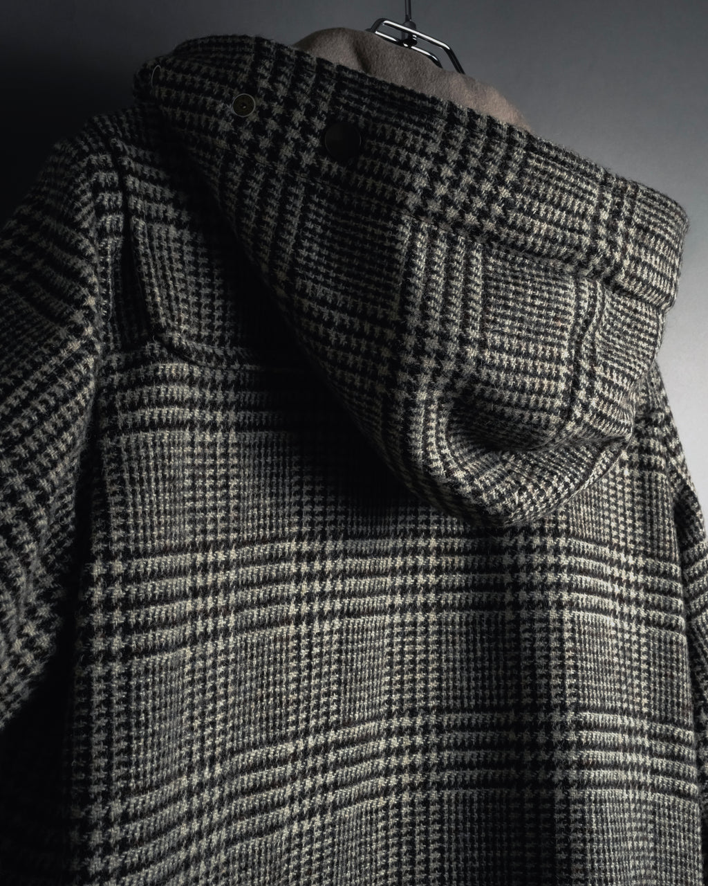 “Harris Tweed” Hooded plaid duffle coat