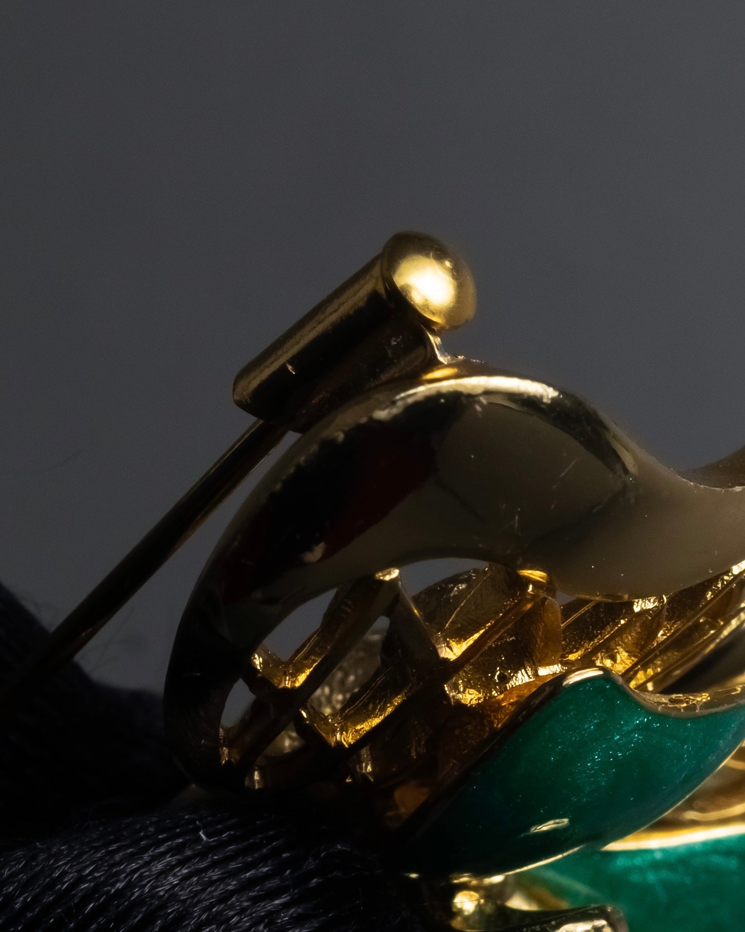 "BALENCIAGA" Floral＆leaf motif brooch set of 2