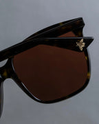 "GUCCI" Wellington frame bee engraved sunglasses