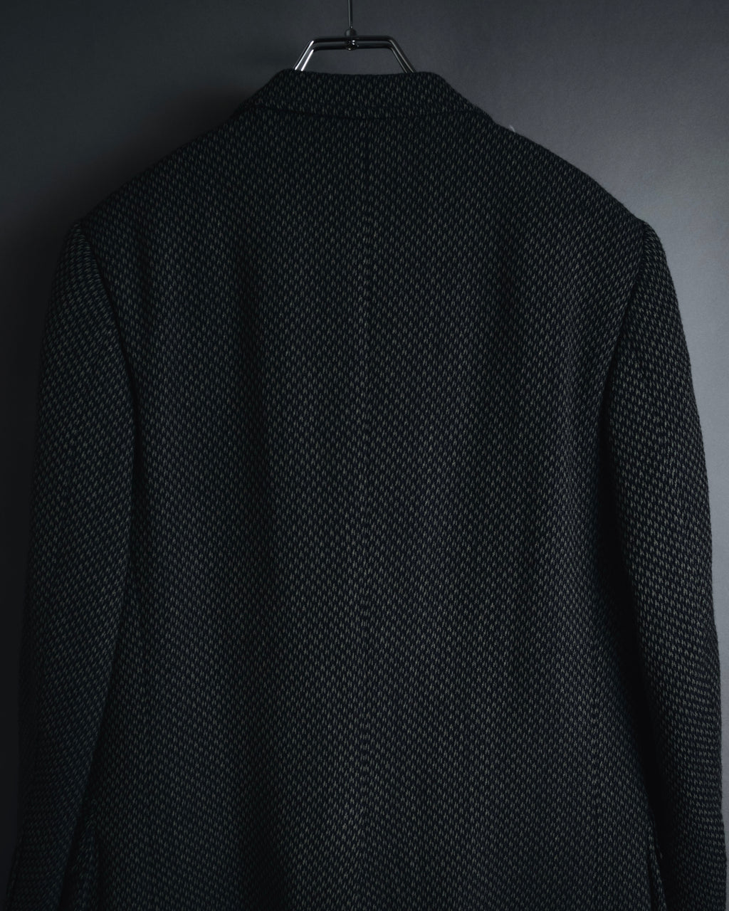 "VALENTINO GARAVANI BOUTIQUE"
Late 80’s - Early 90’s soft-structured birdseye wool tailored jacket