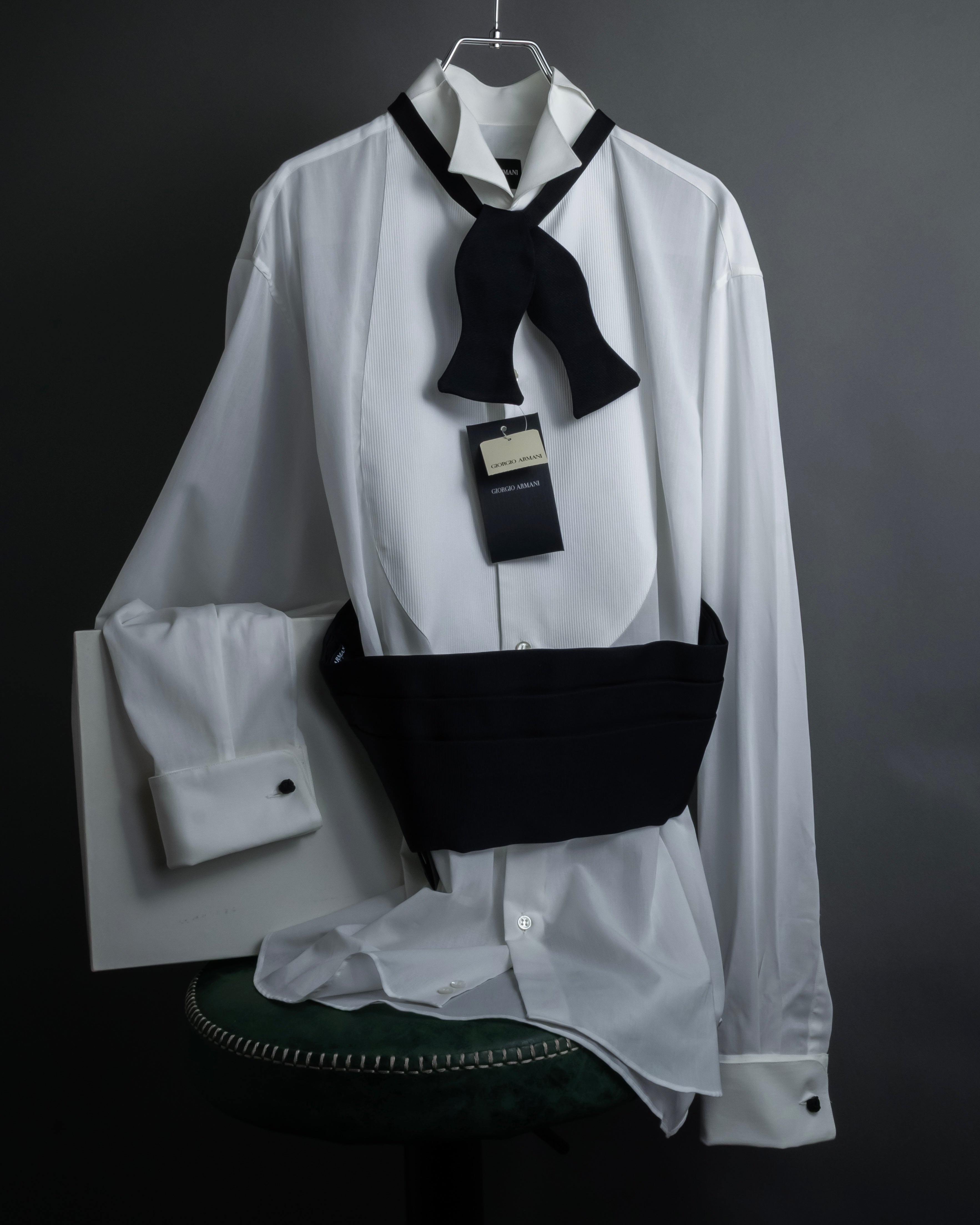 "GIORGIO ARMANI" Belt included bow tie dress shirt